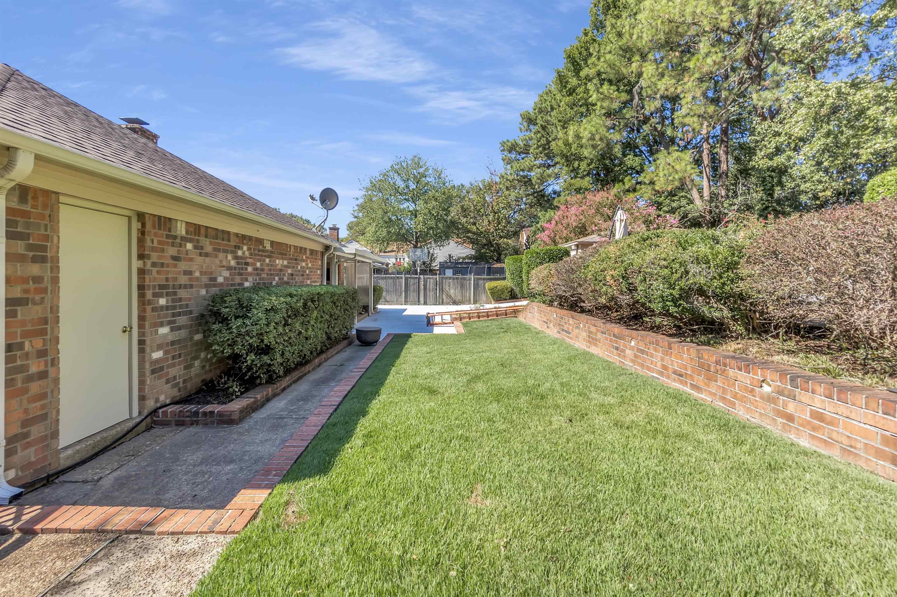 8600 Edney Ridge Dr Property Photo 36