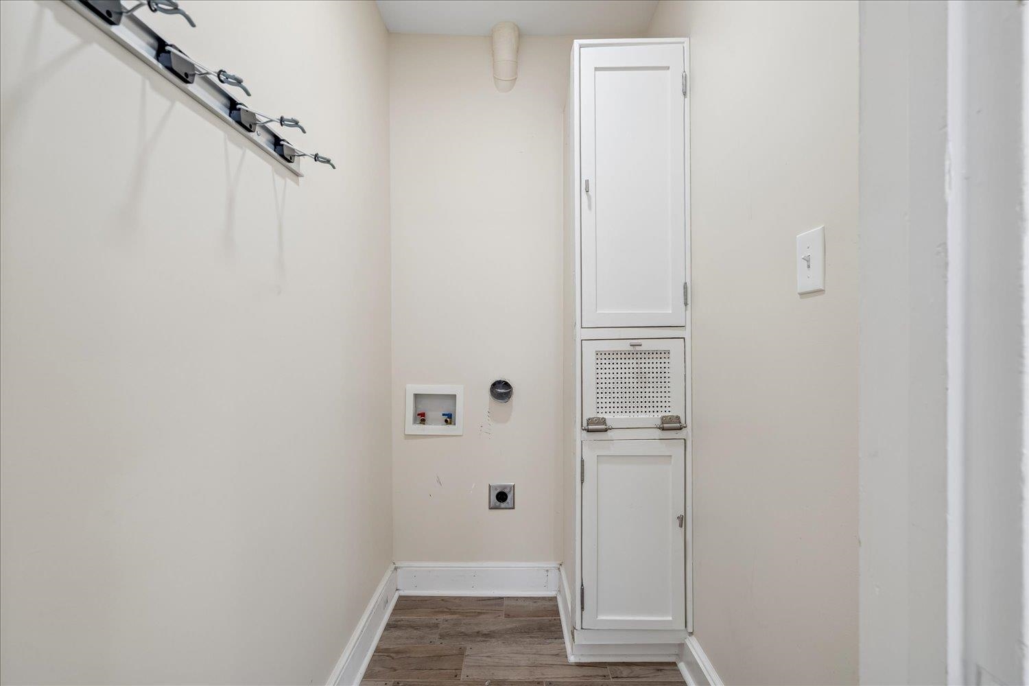 3576 Charleswood Ave Property Photo 13