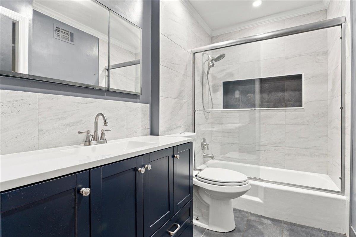 6378 Cheshire Cv Property Photo 20