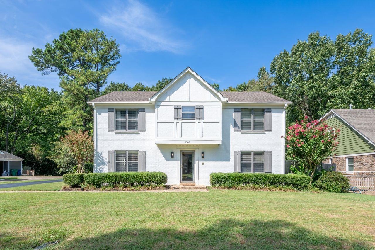 1309 Brookside Dr Property Photo 1