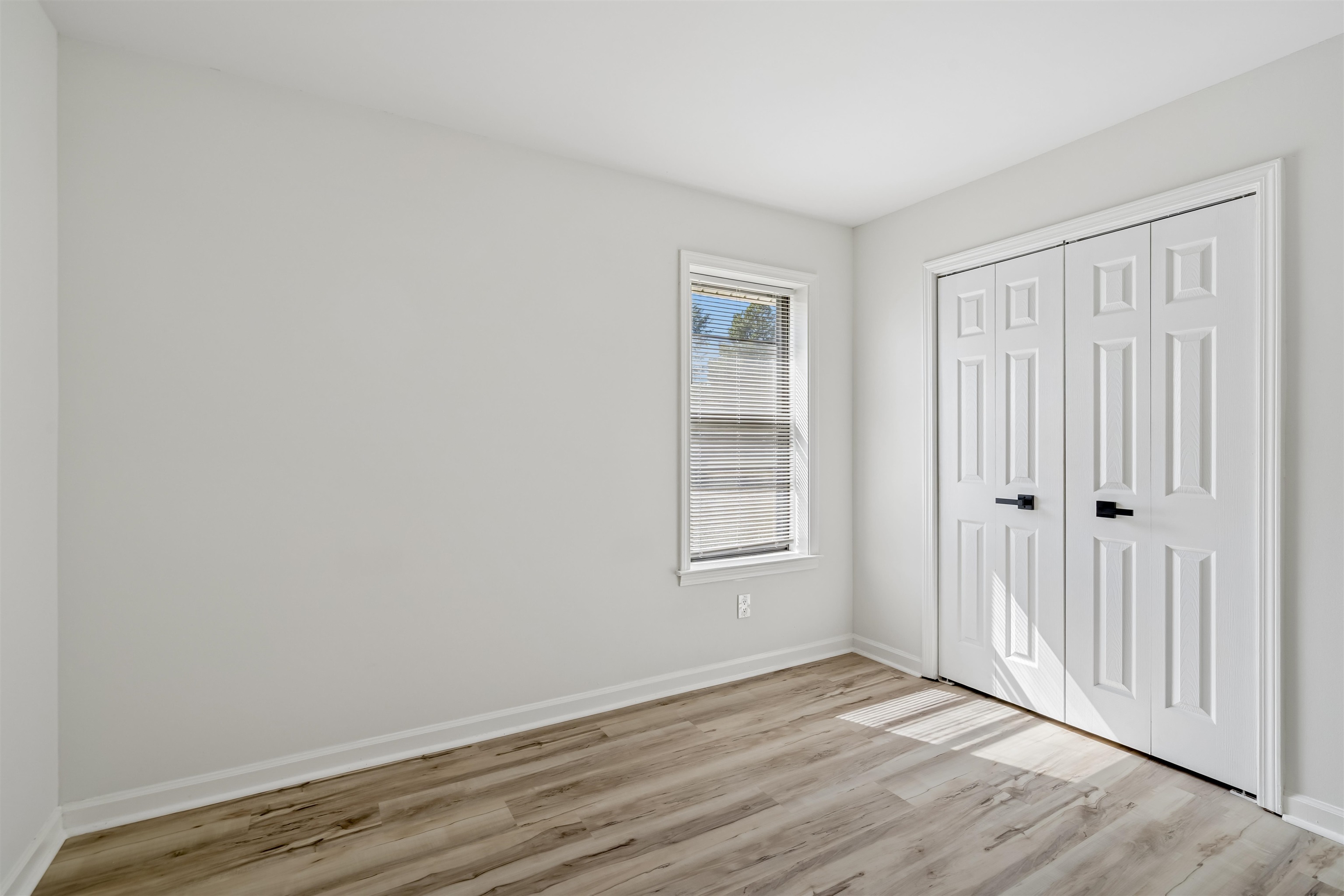 4241 Shadowfall Dr Property Photo 14