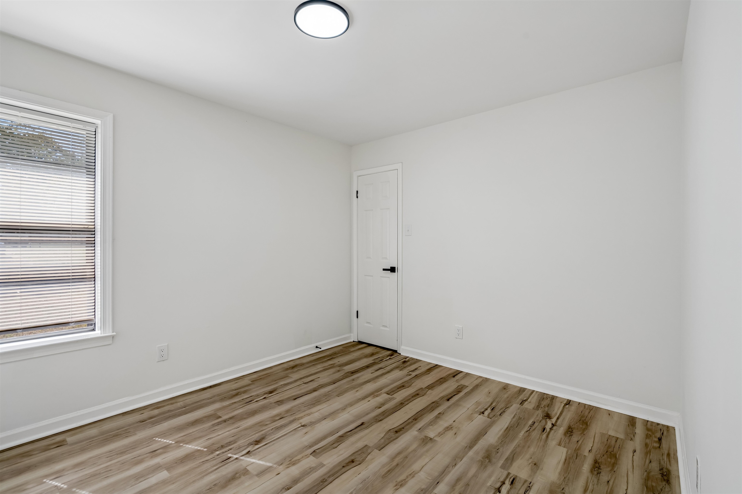 4241 Shadowfall Dr Property Photo 19