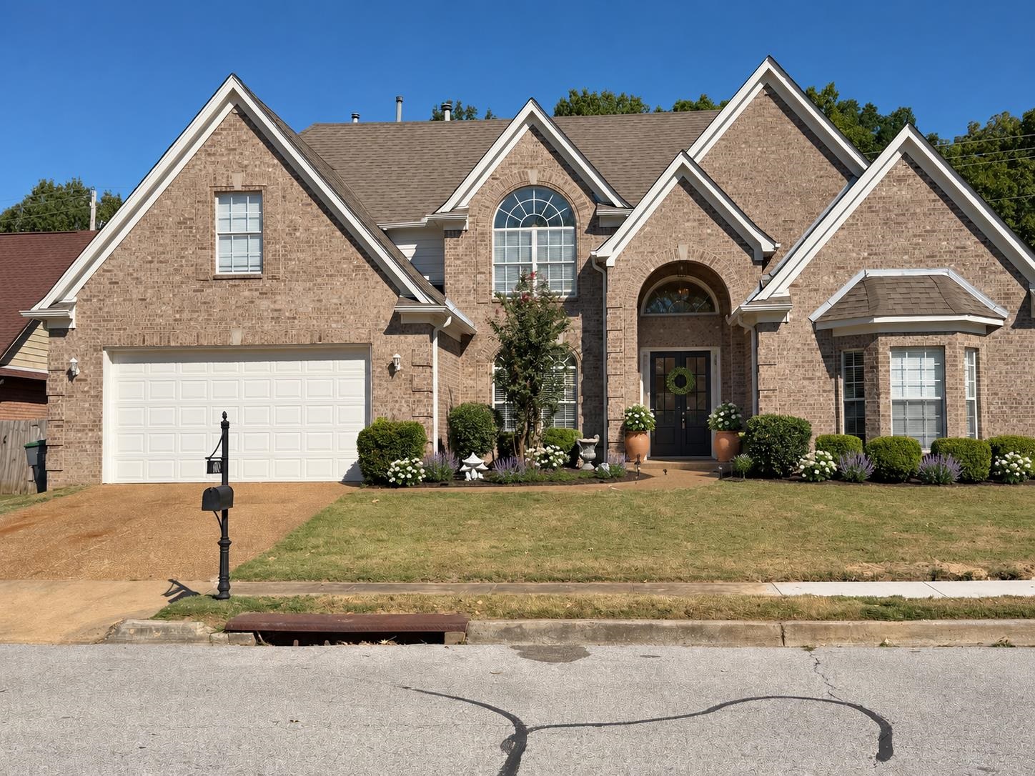 608 BIRTHSTONE AVE