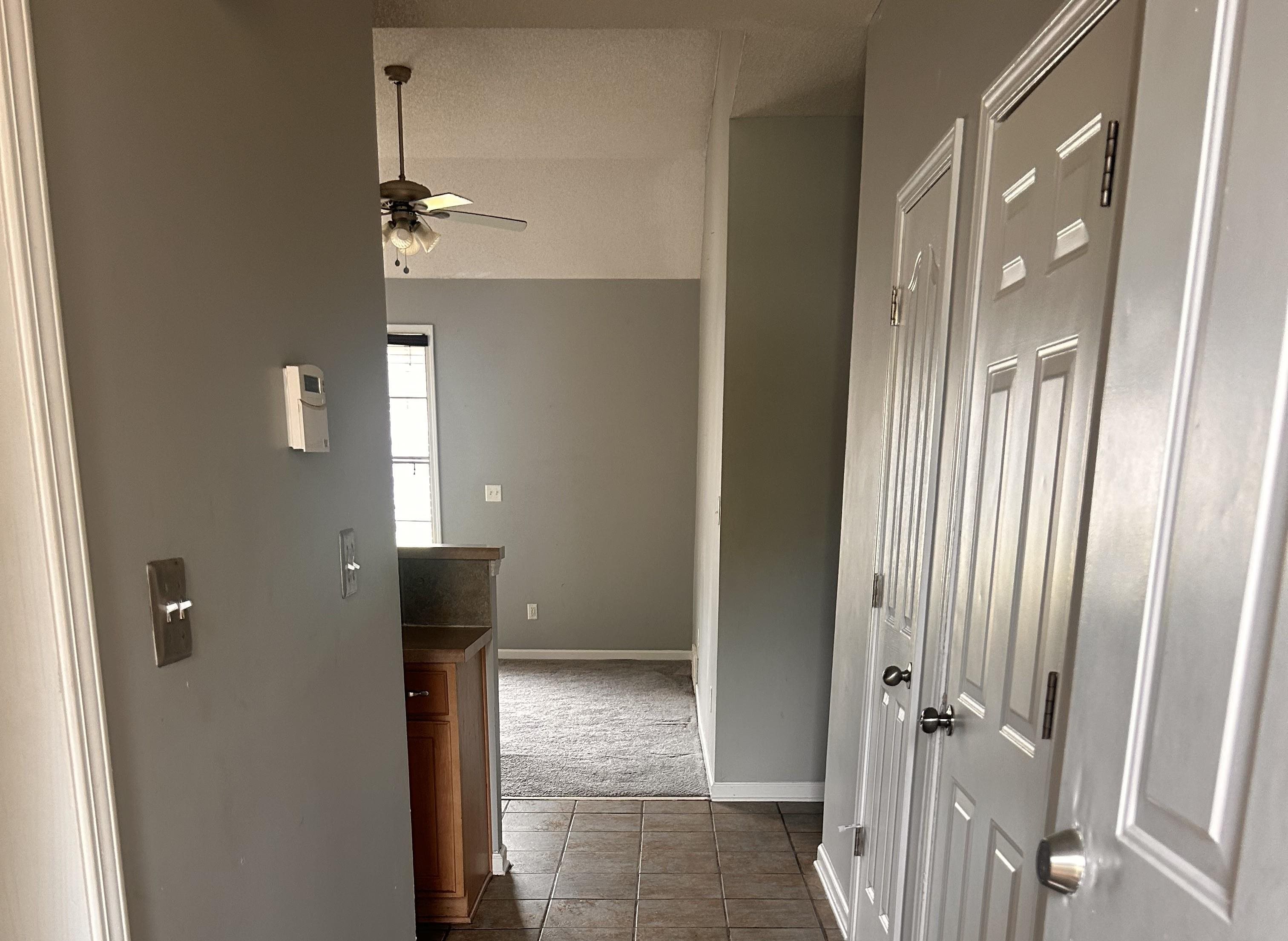 4956 Indian Walk Ln Property Photo 3