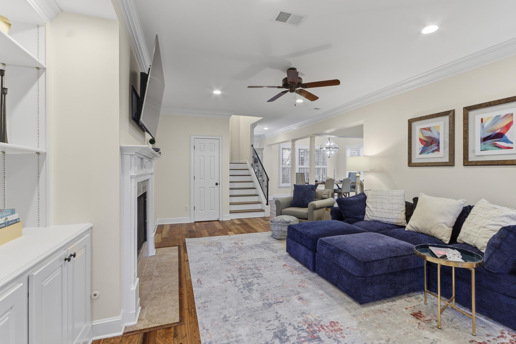 7135 Manor Woods Ct Property Photo 9