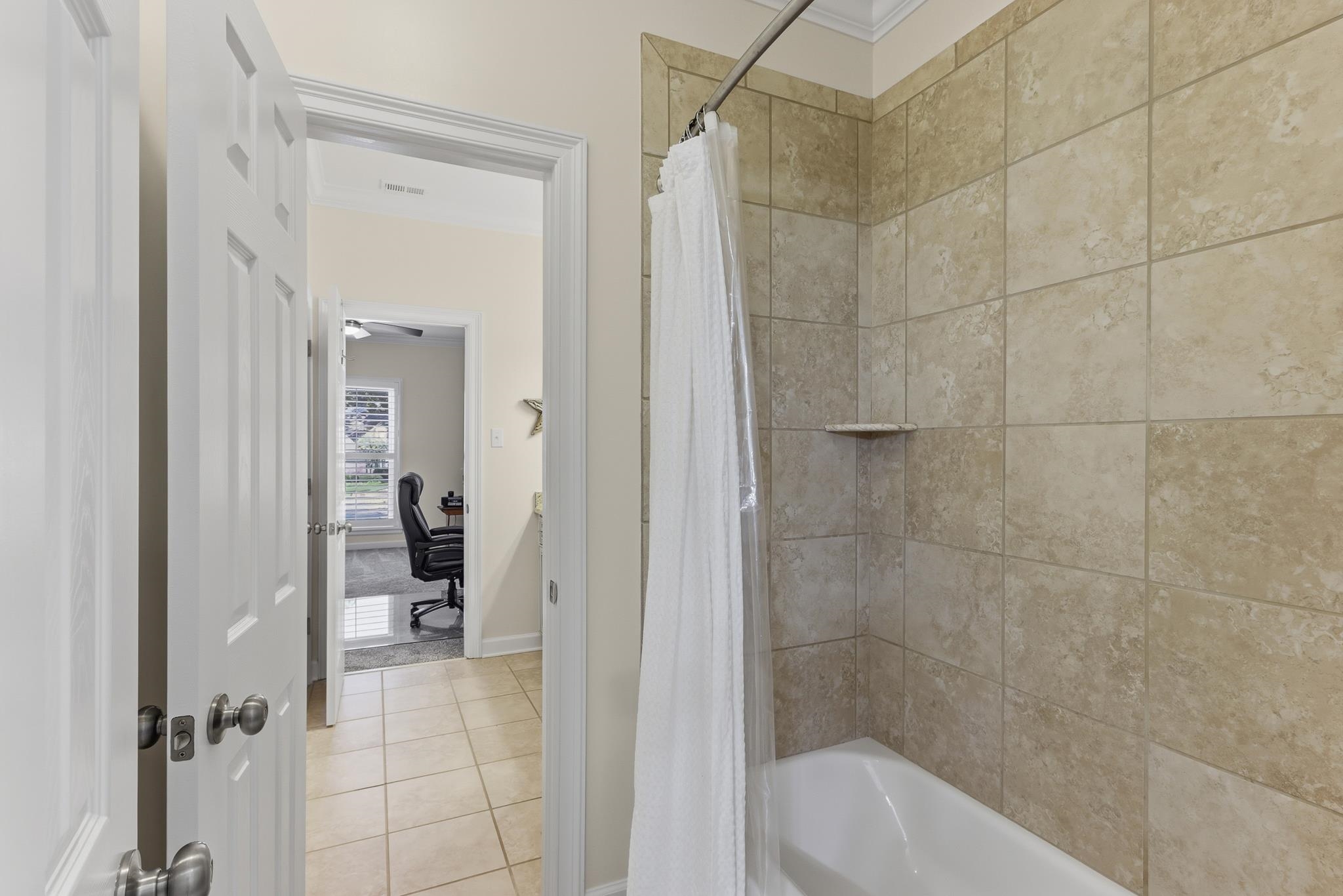 7135 Manor Woods Ct Property Photo 30