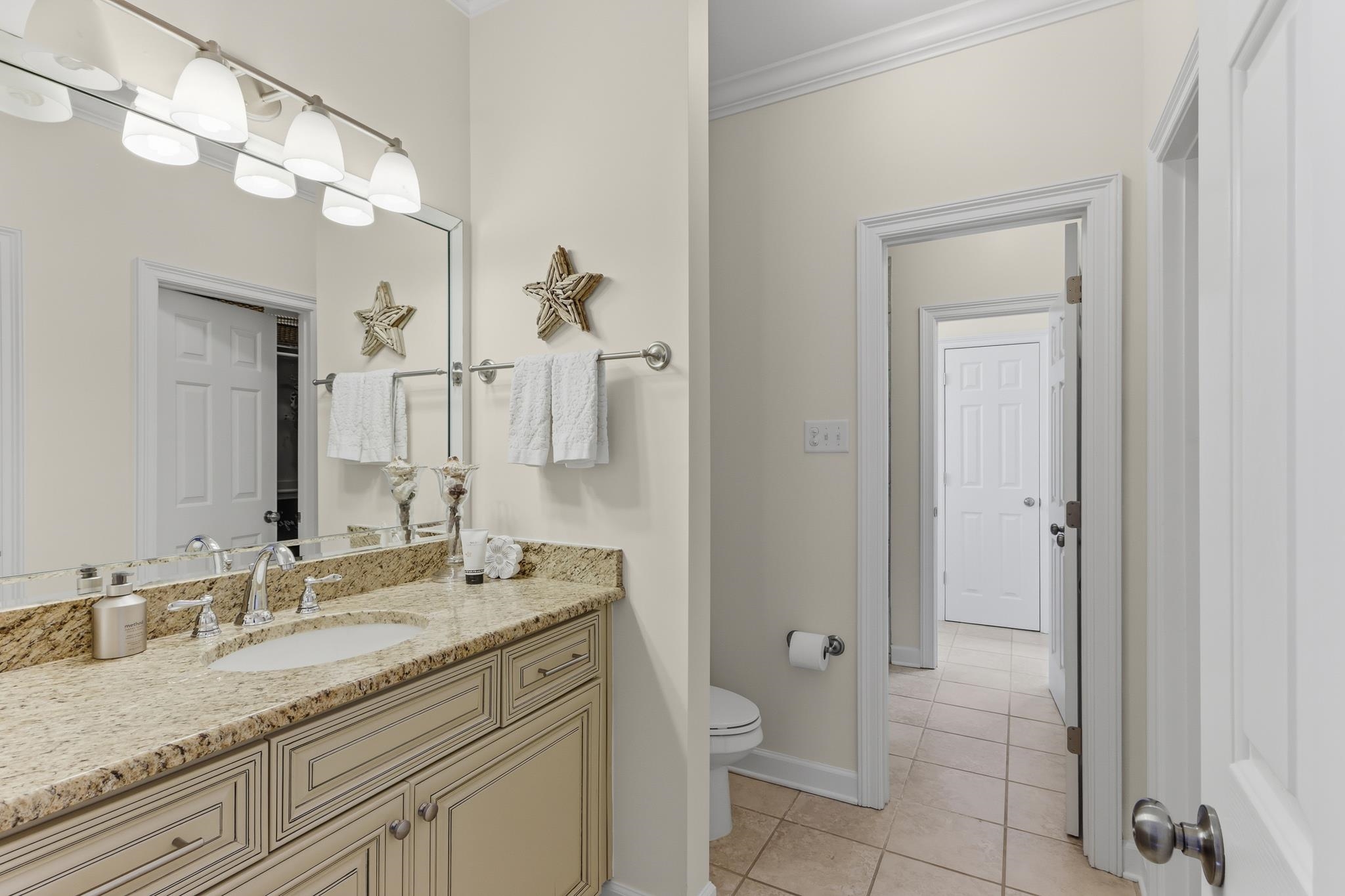 7135 Manor Woods Ct Property Photo 31