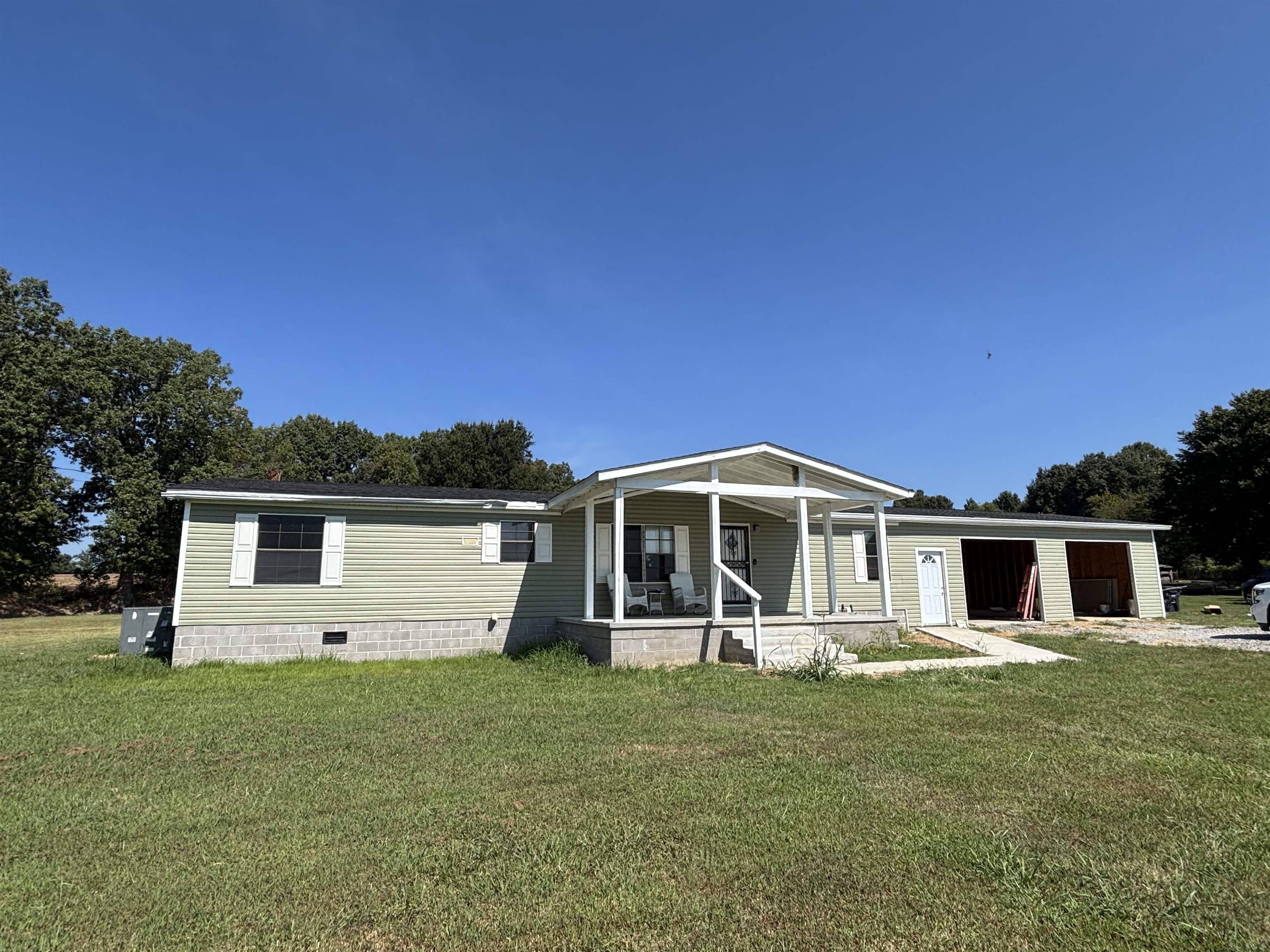 3833 Forked Deer Rd Property Photo 1