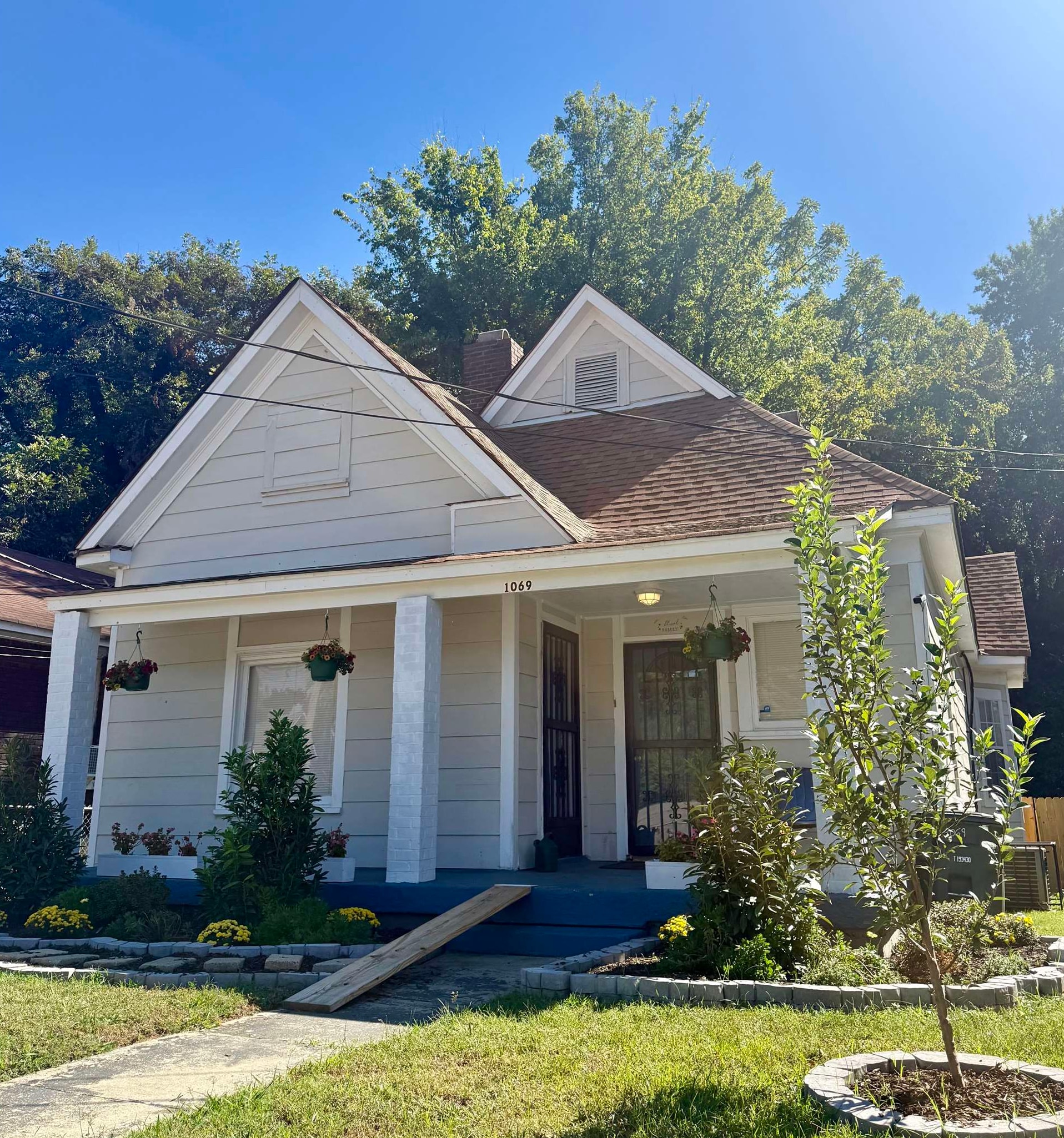1069 TALLEY PL Property Photo 1