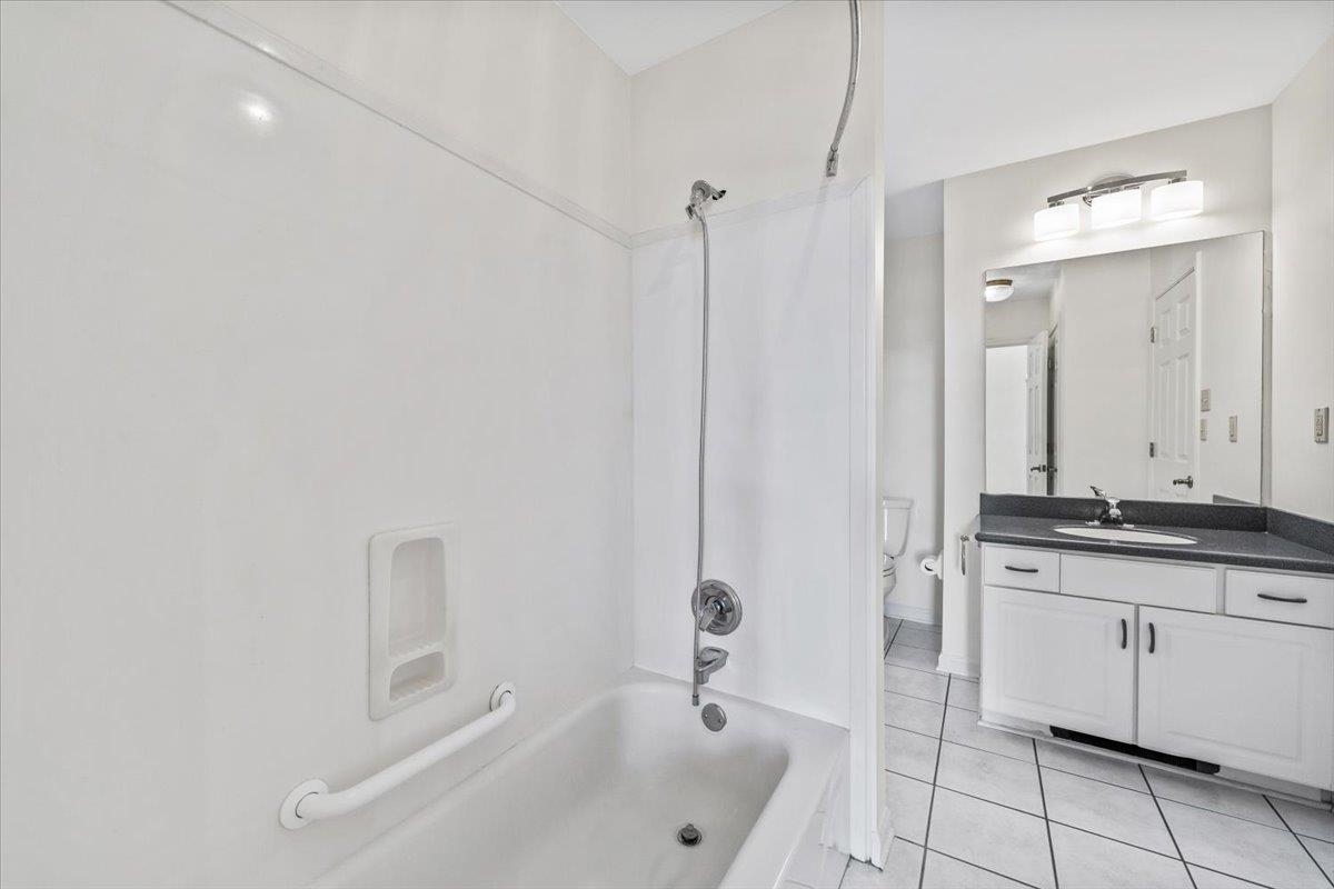 6470 Belmont Cv Property Photo 27