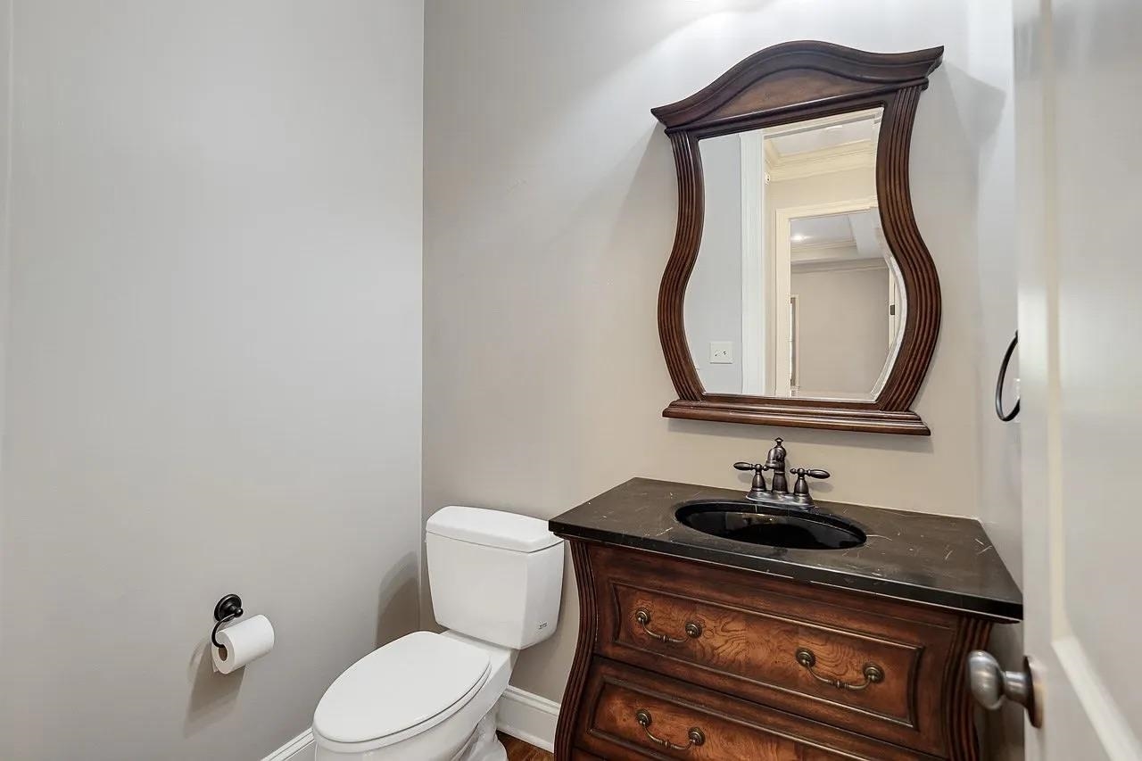 210 Hidden Grove Ct Property Photo 12