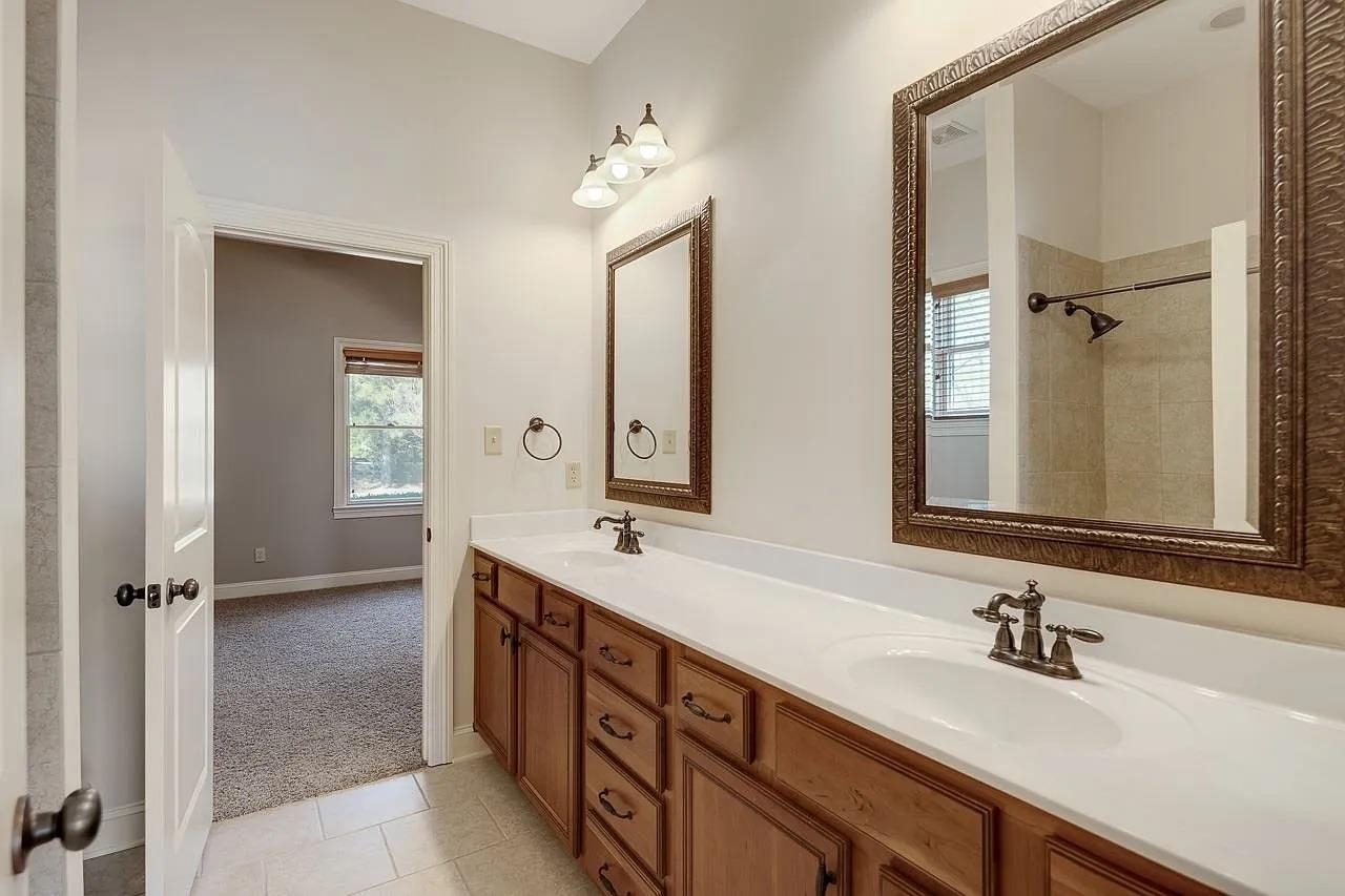 210 Hidden Grove Ct Property Photo 15