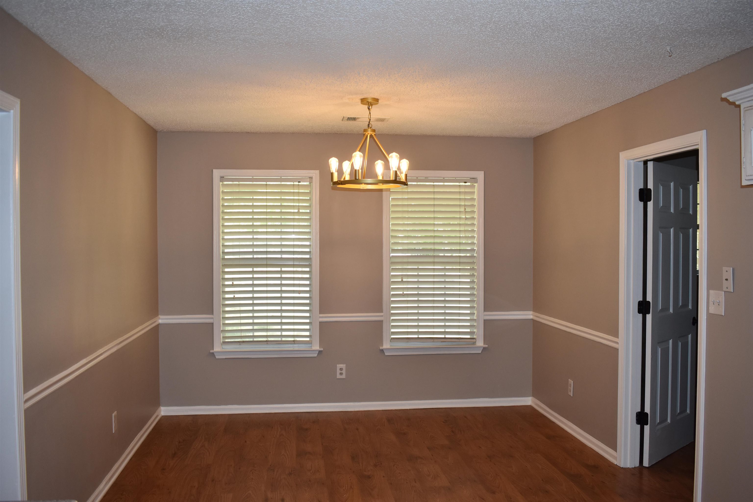 153 Fleming Ave Property Photo 10
