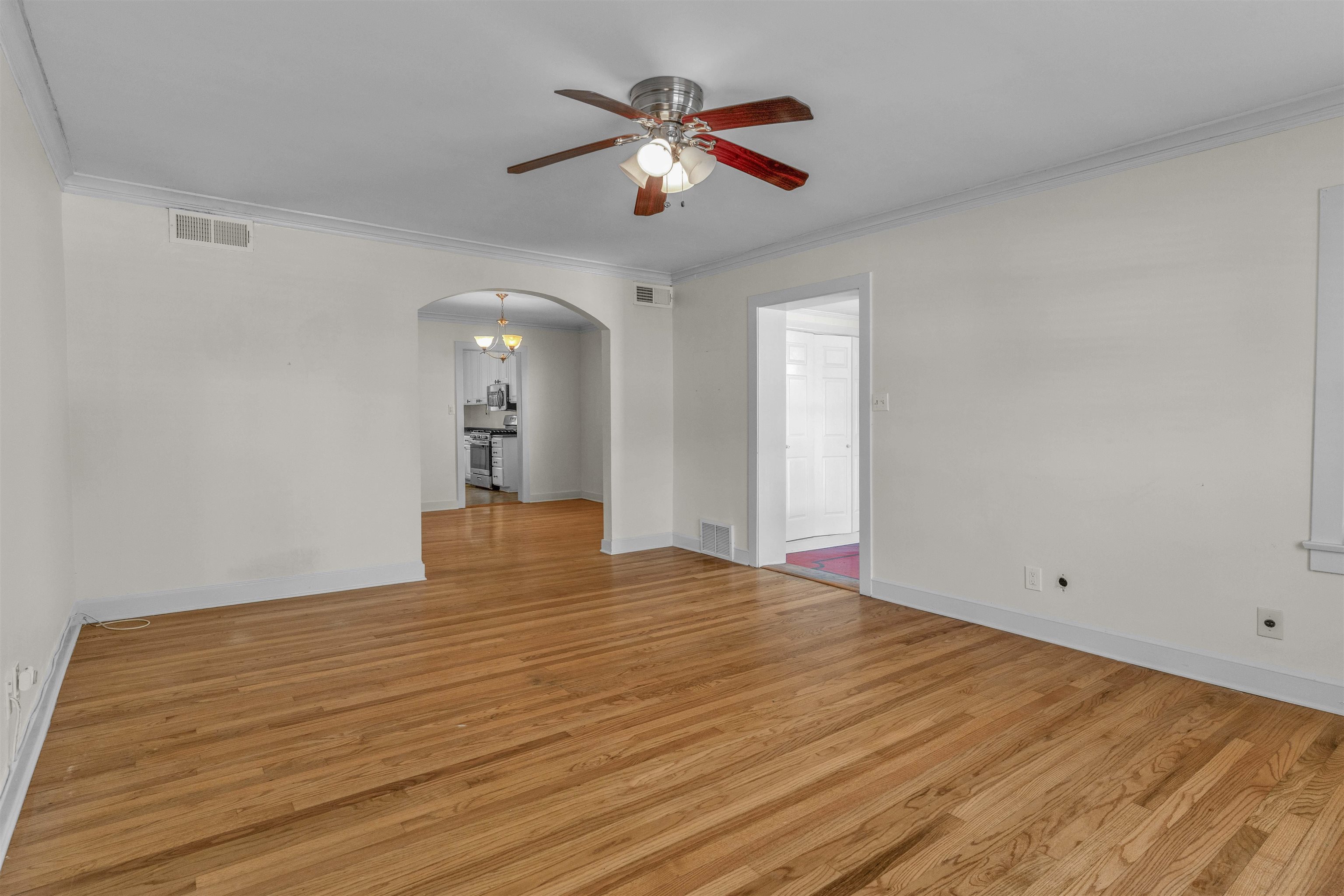 3189 Cowden Ave Property Photo 12