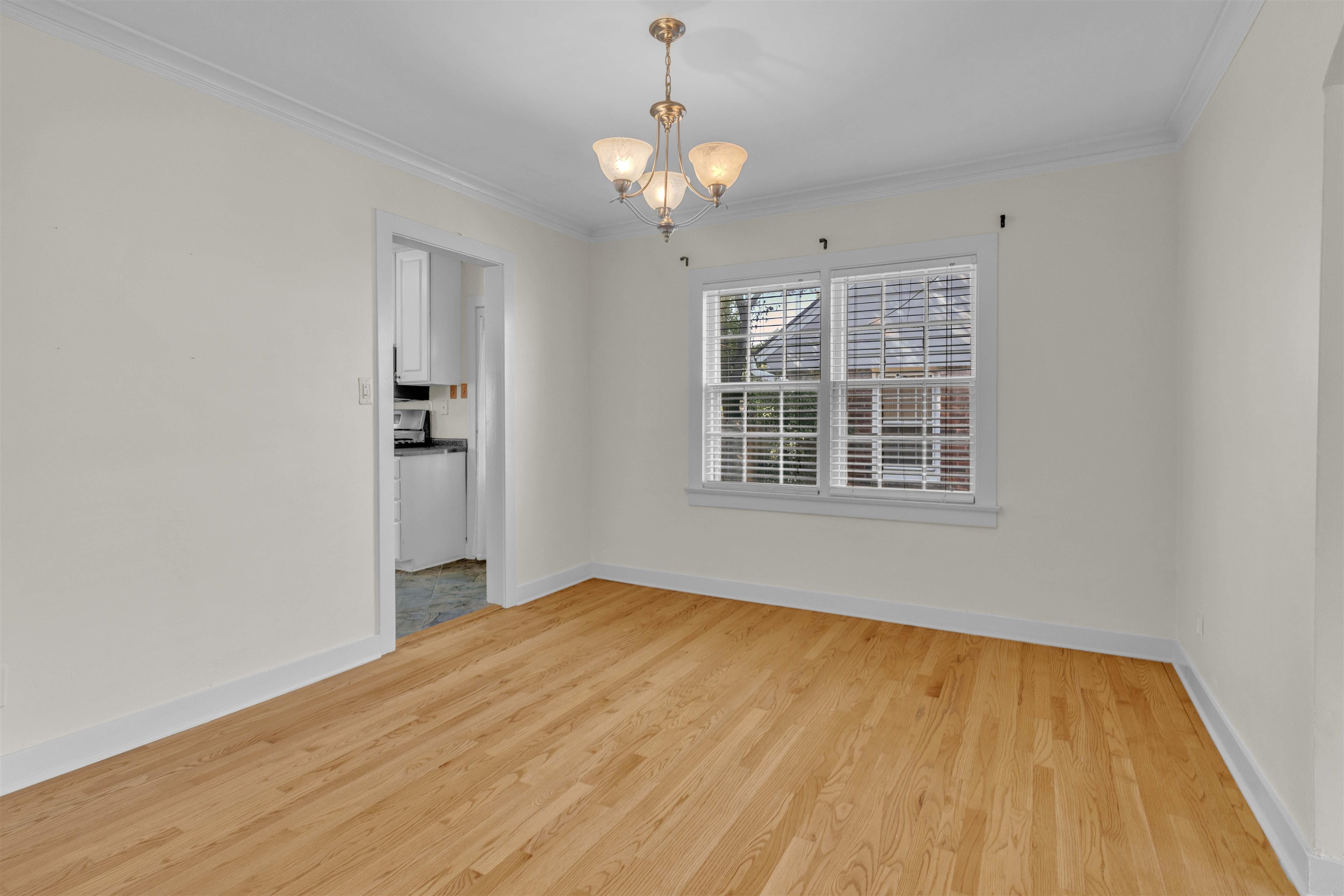 3189 Cowden Ave Property Photo 16
