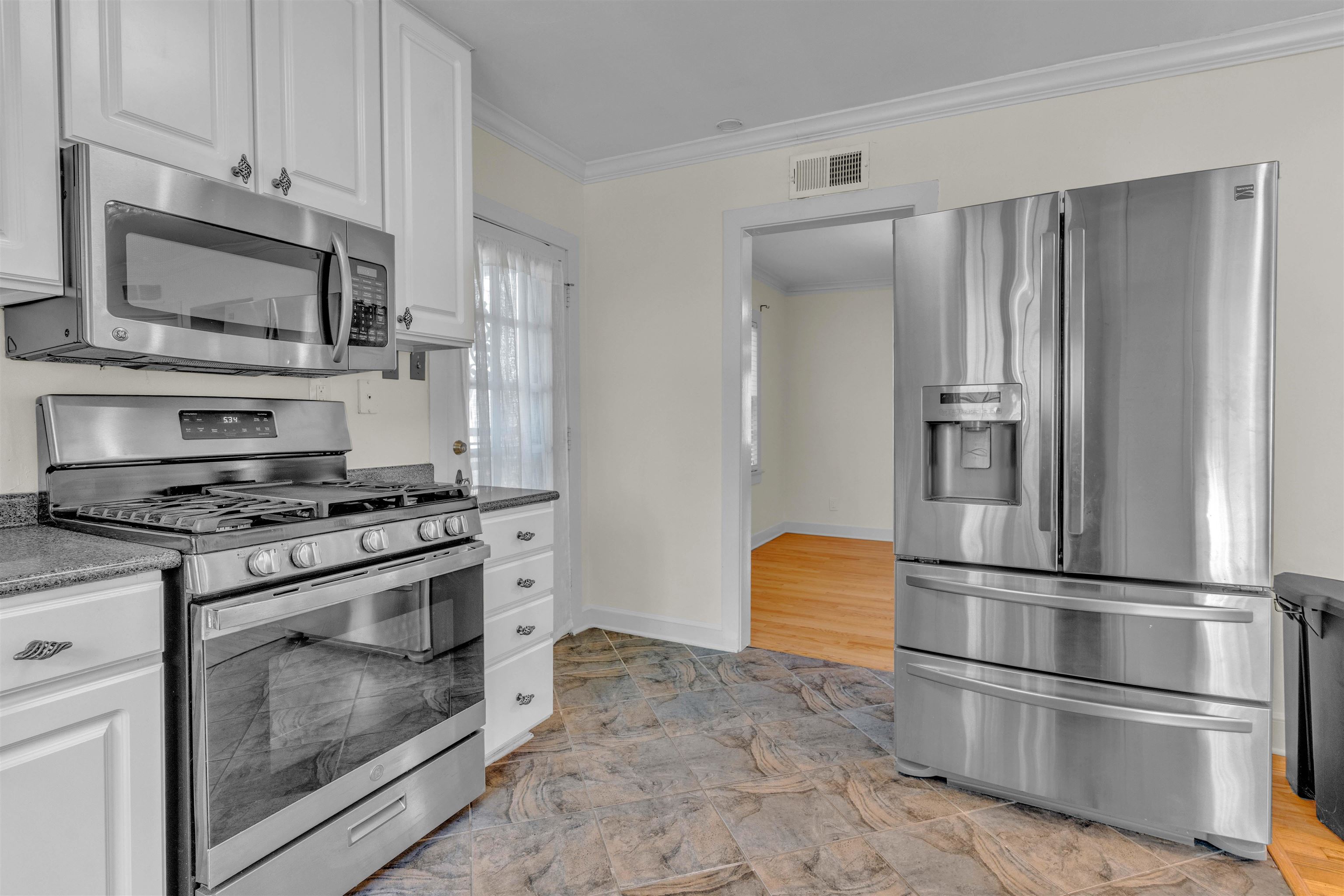 3189 Cowden Ave Property Photo 20