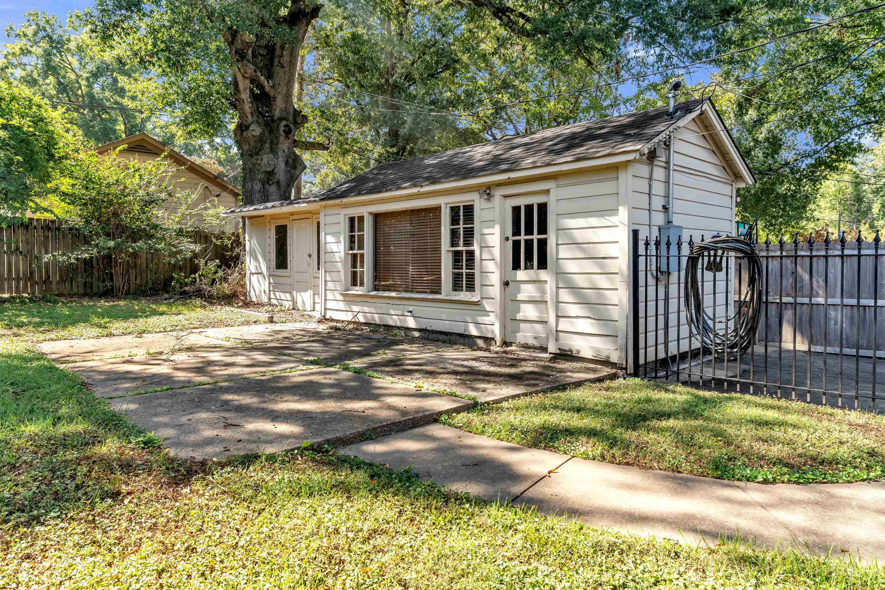 3189 Cowden Ave Property Photo 36