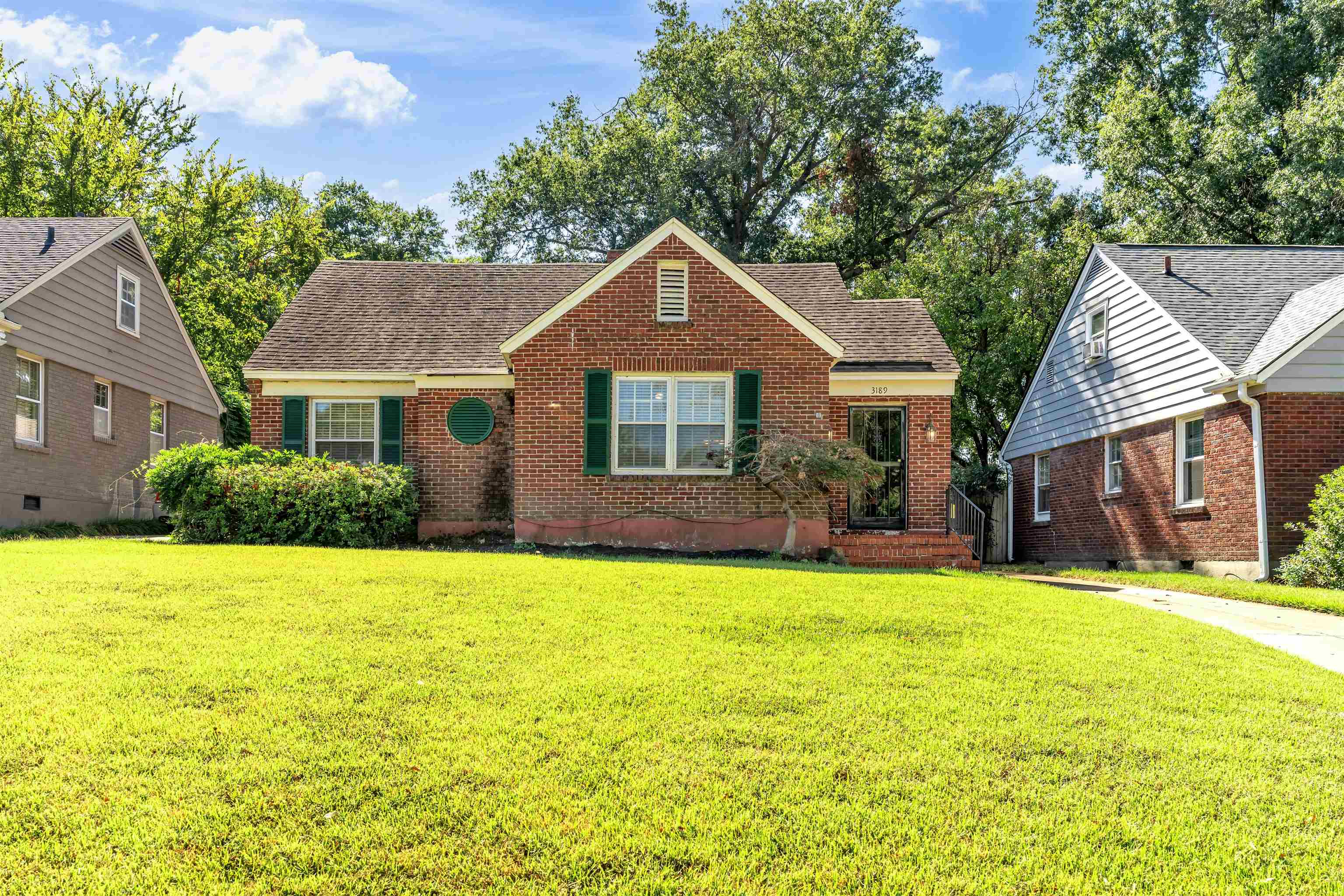 3189 Cowden Ave Property Photo 40