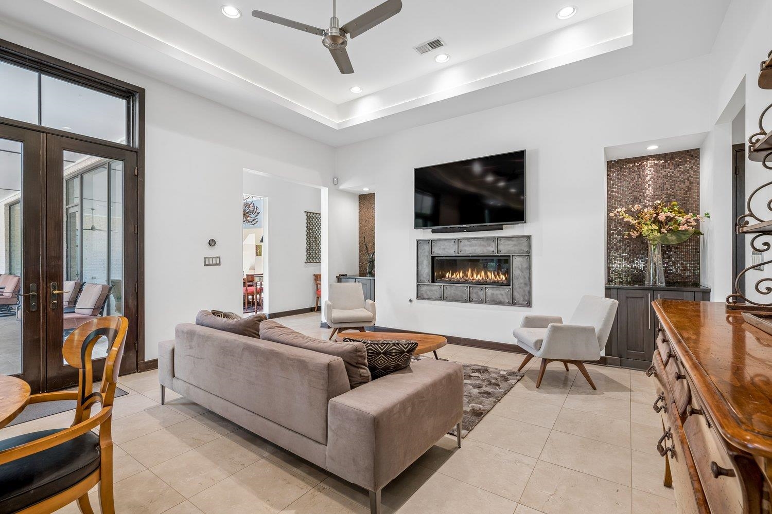 9942 Legends Dr Property Photo 13