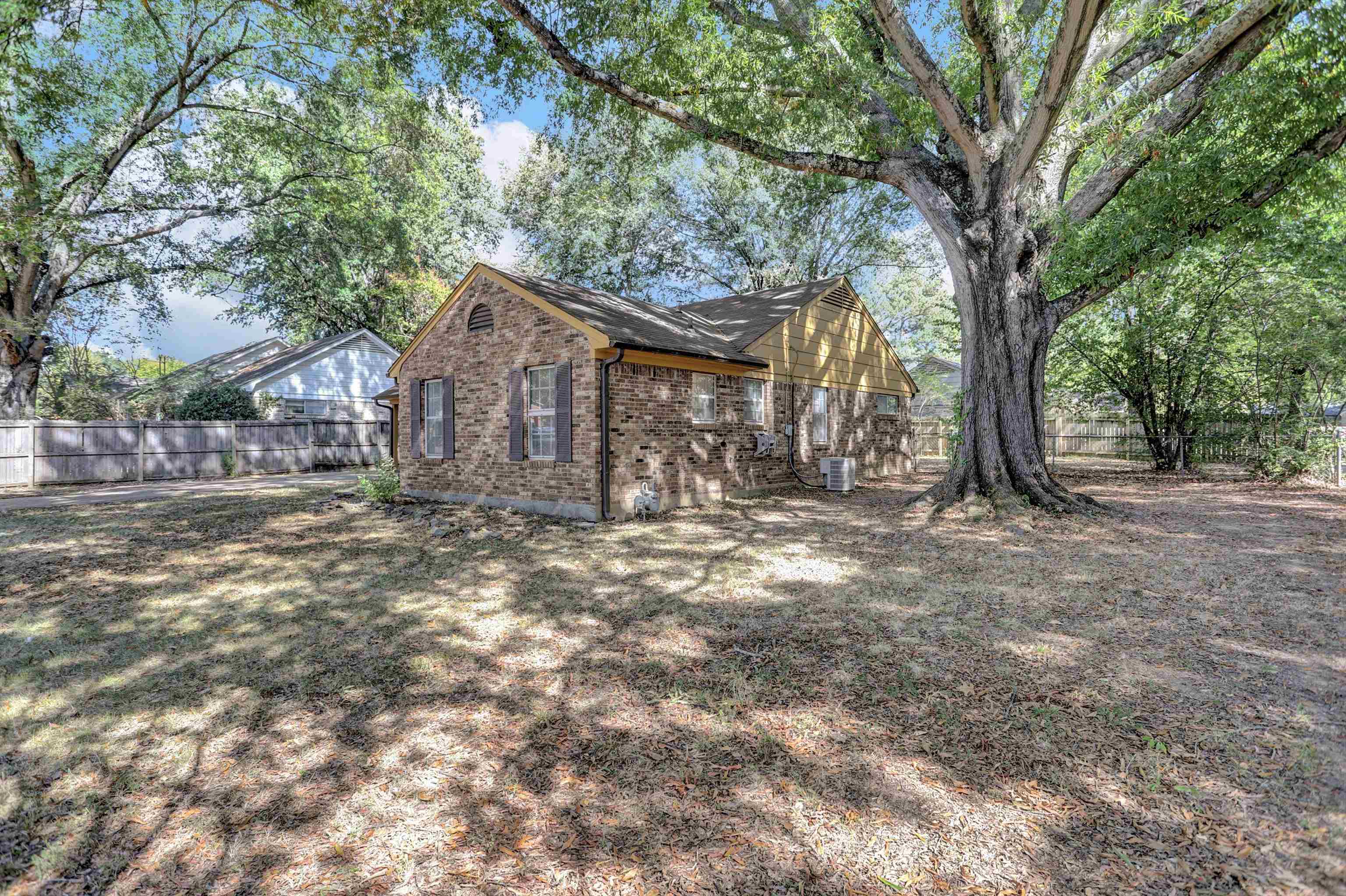 1188 Garden Rd Property Photo 3