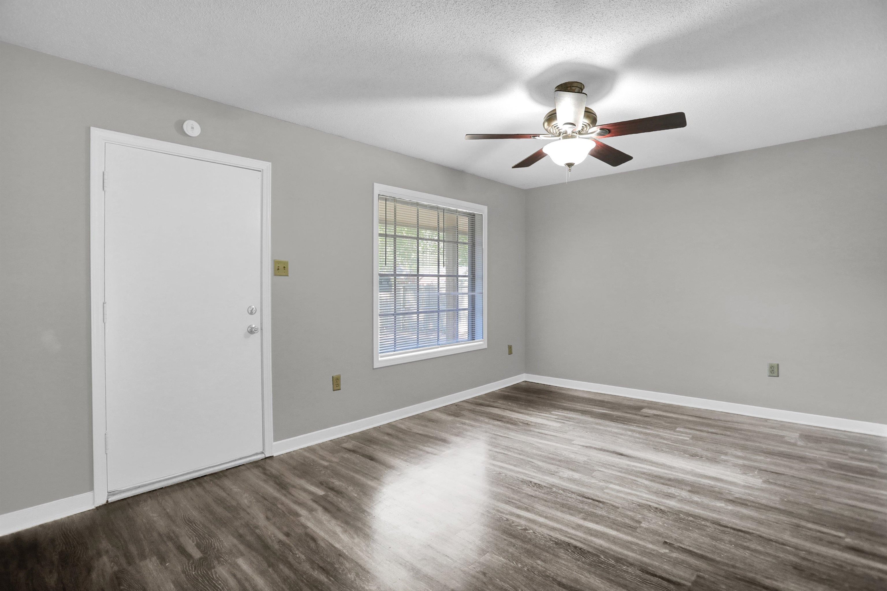 1188 Garden Rd Property Photo 8