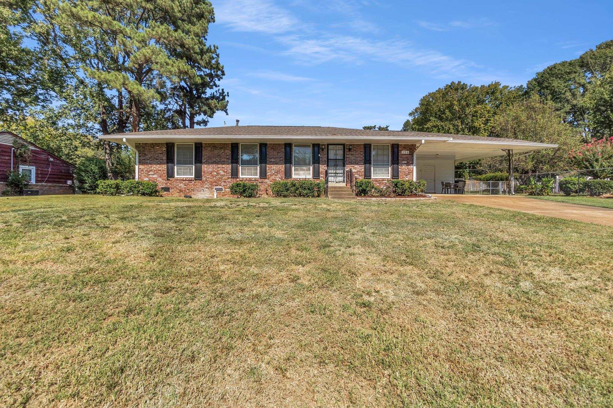 294 DREGER RD Property Photo 1