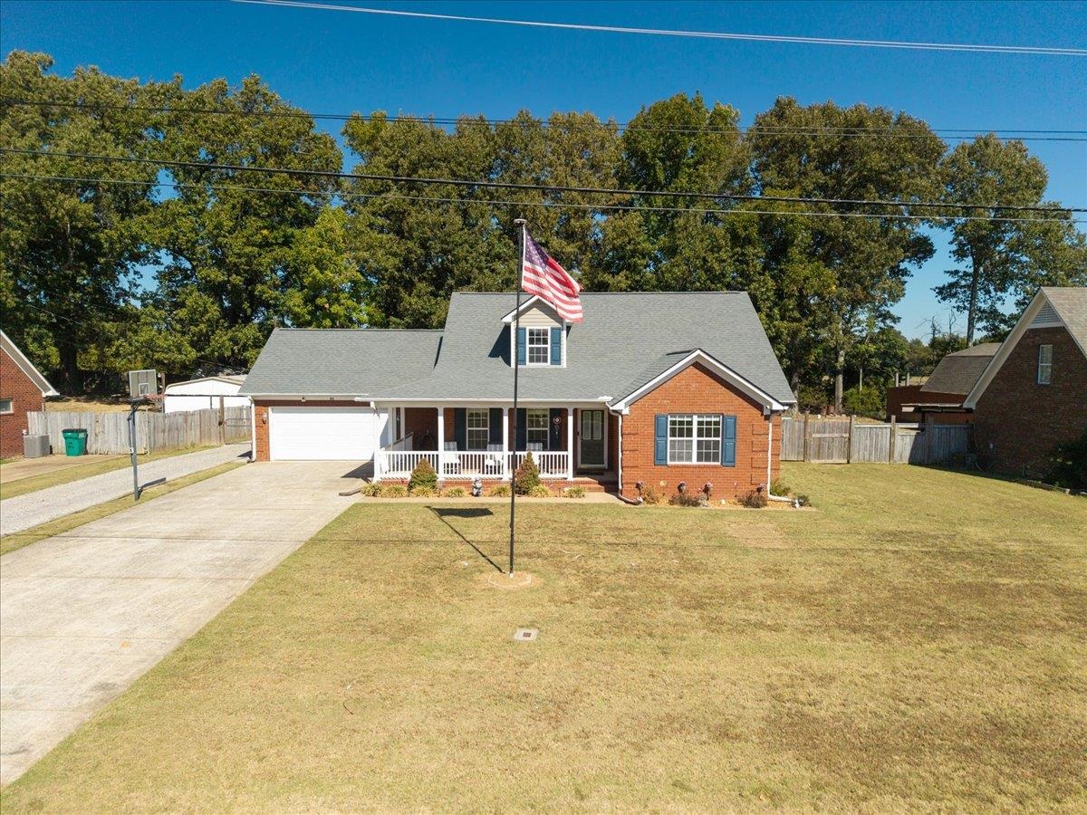 80 Carrington Ave Property Photo 1