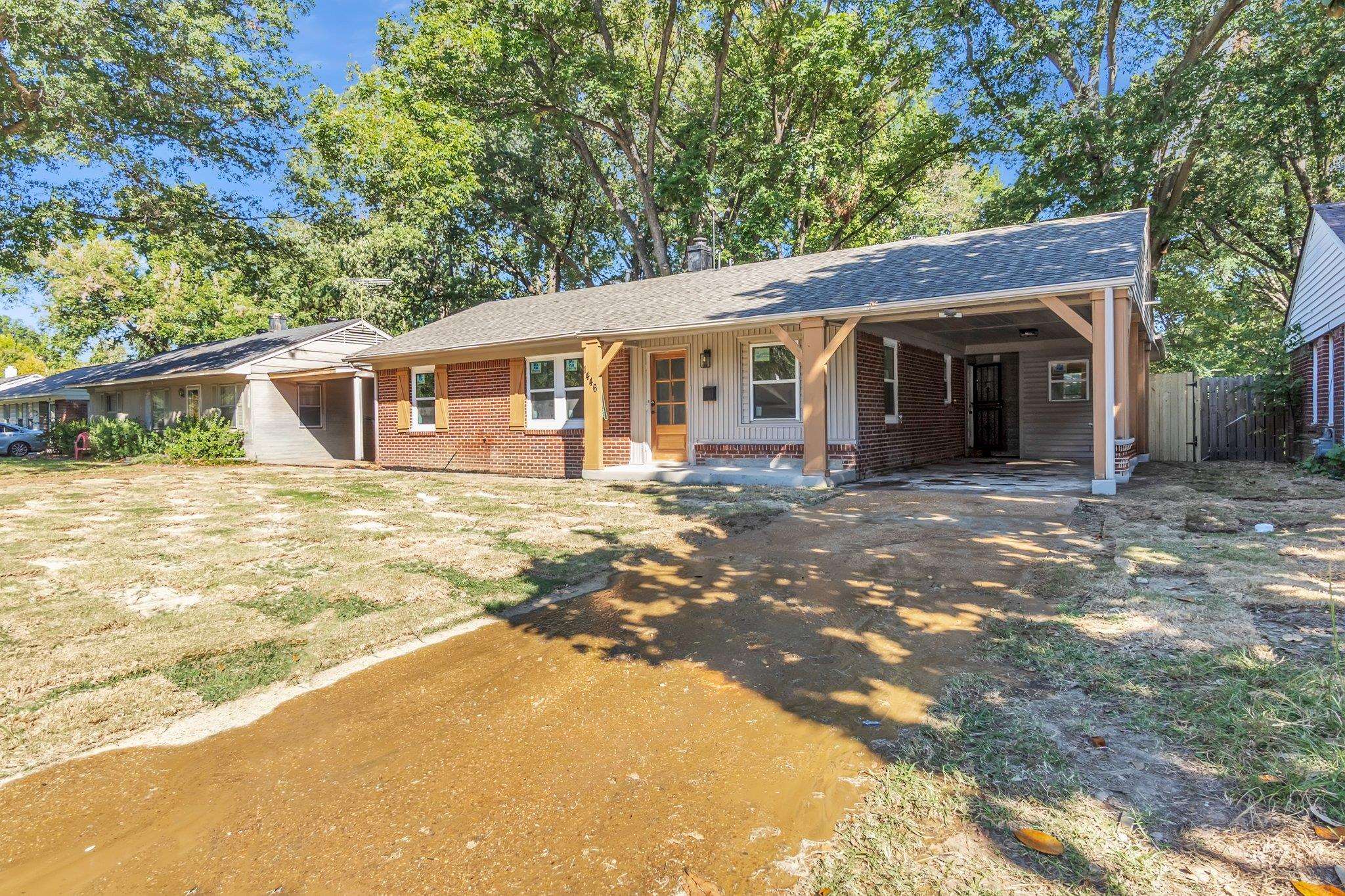 1446 Marcia Rd Property Photo 1