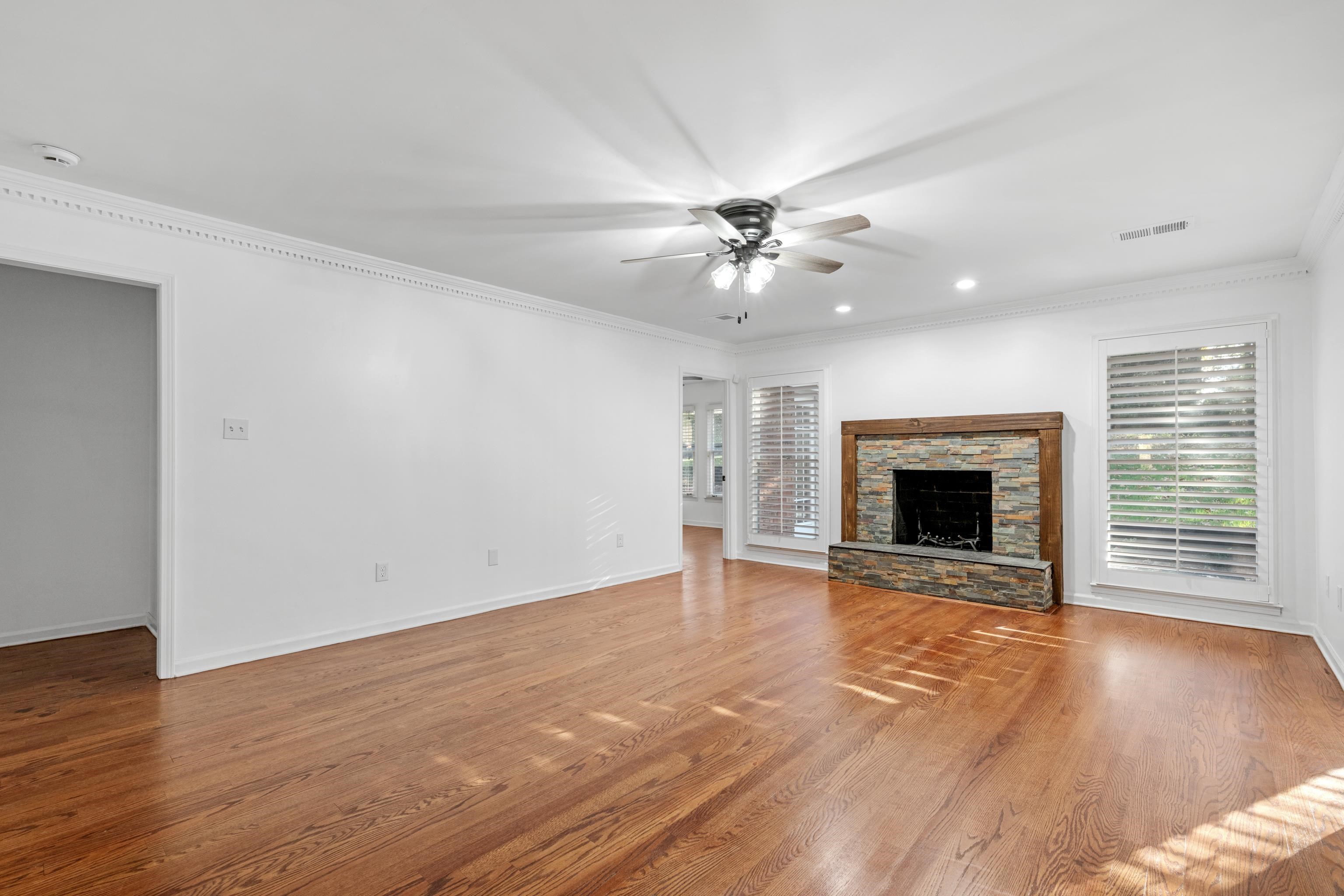 8675 Cedar Farms Dr Property Photo 4