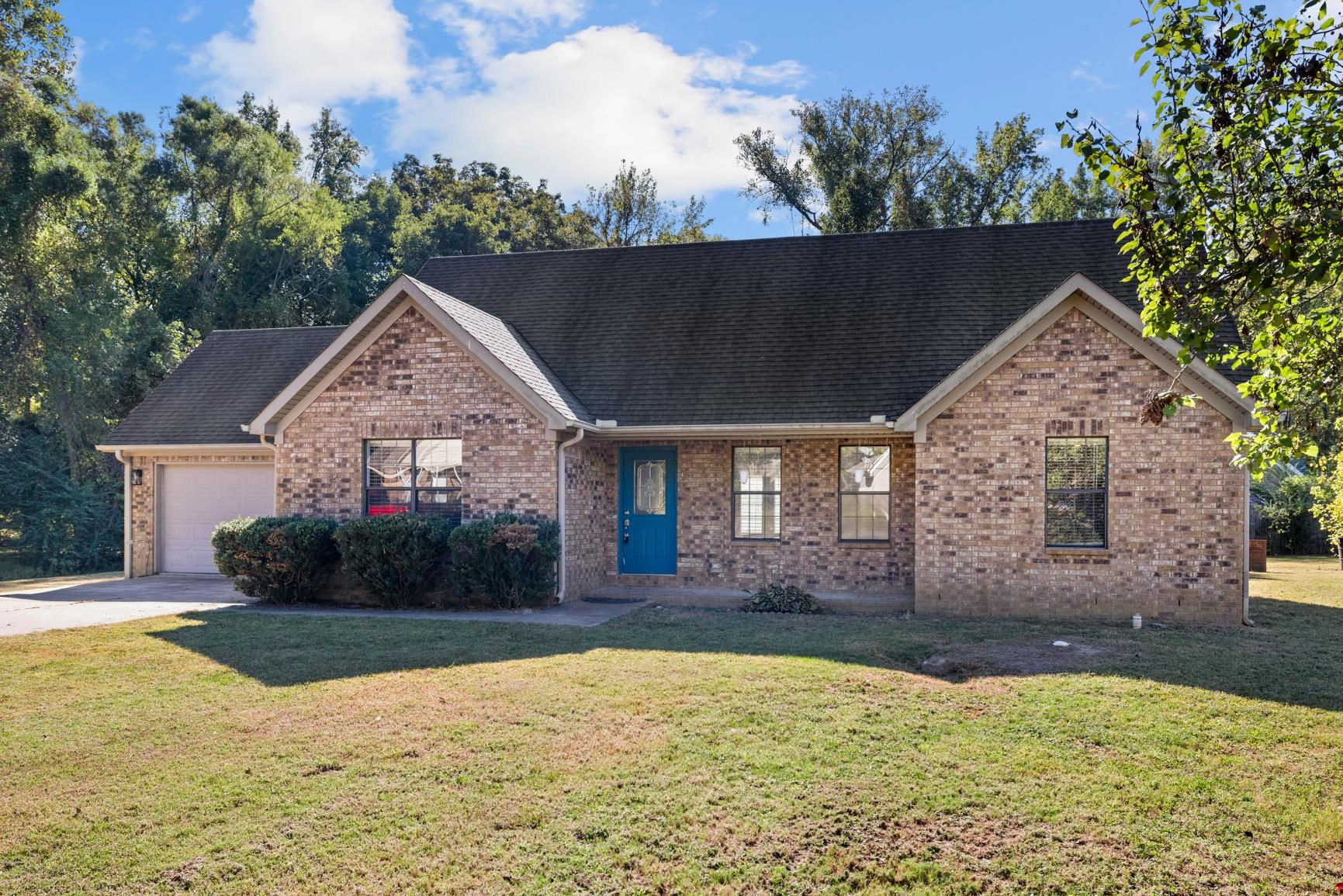 75 Mundell Cv Property Photo 1