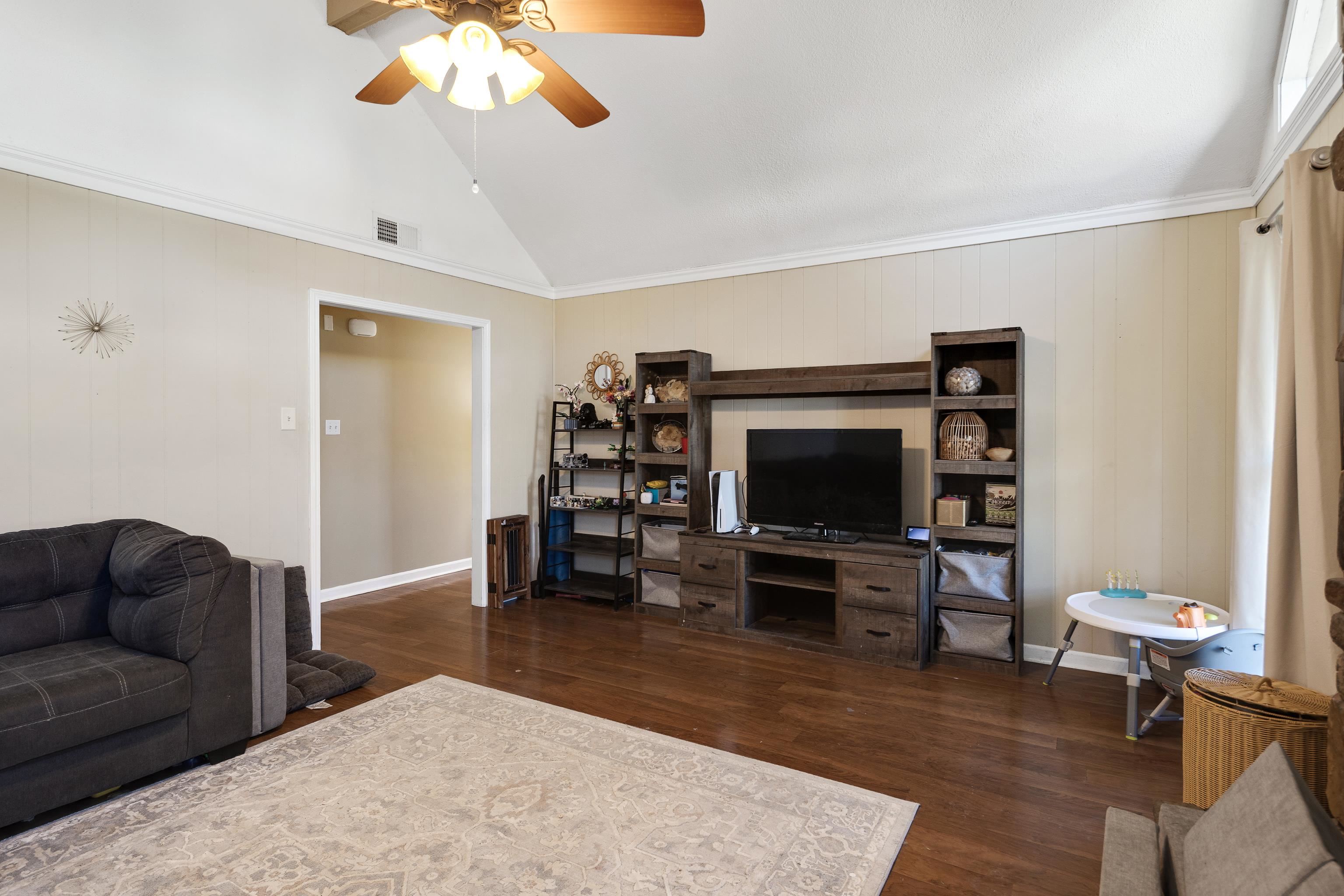 8153 Shallow Glen Trl Property Photo 15