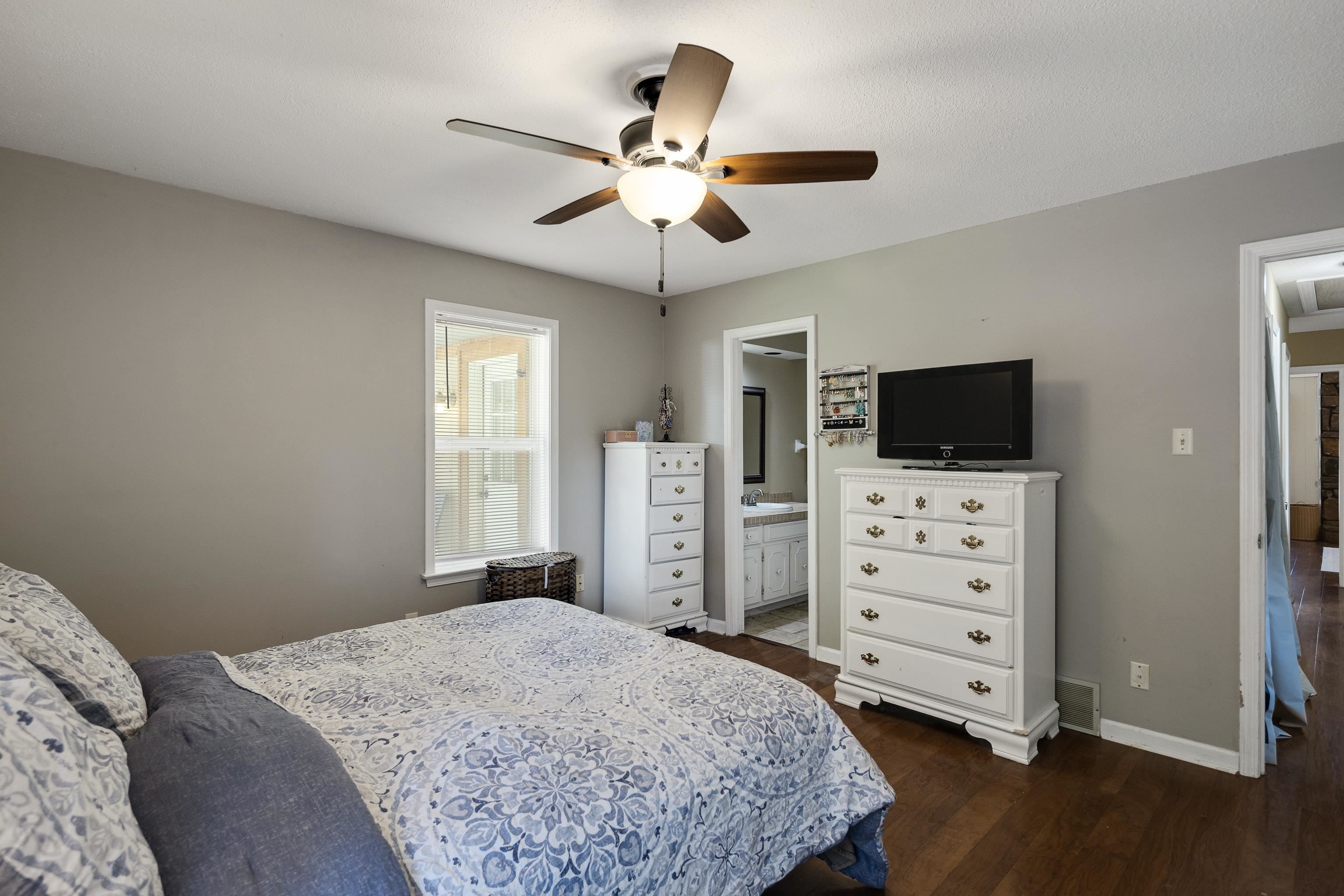 8153 Shallow Glen Trl Property Photo 17