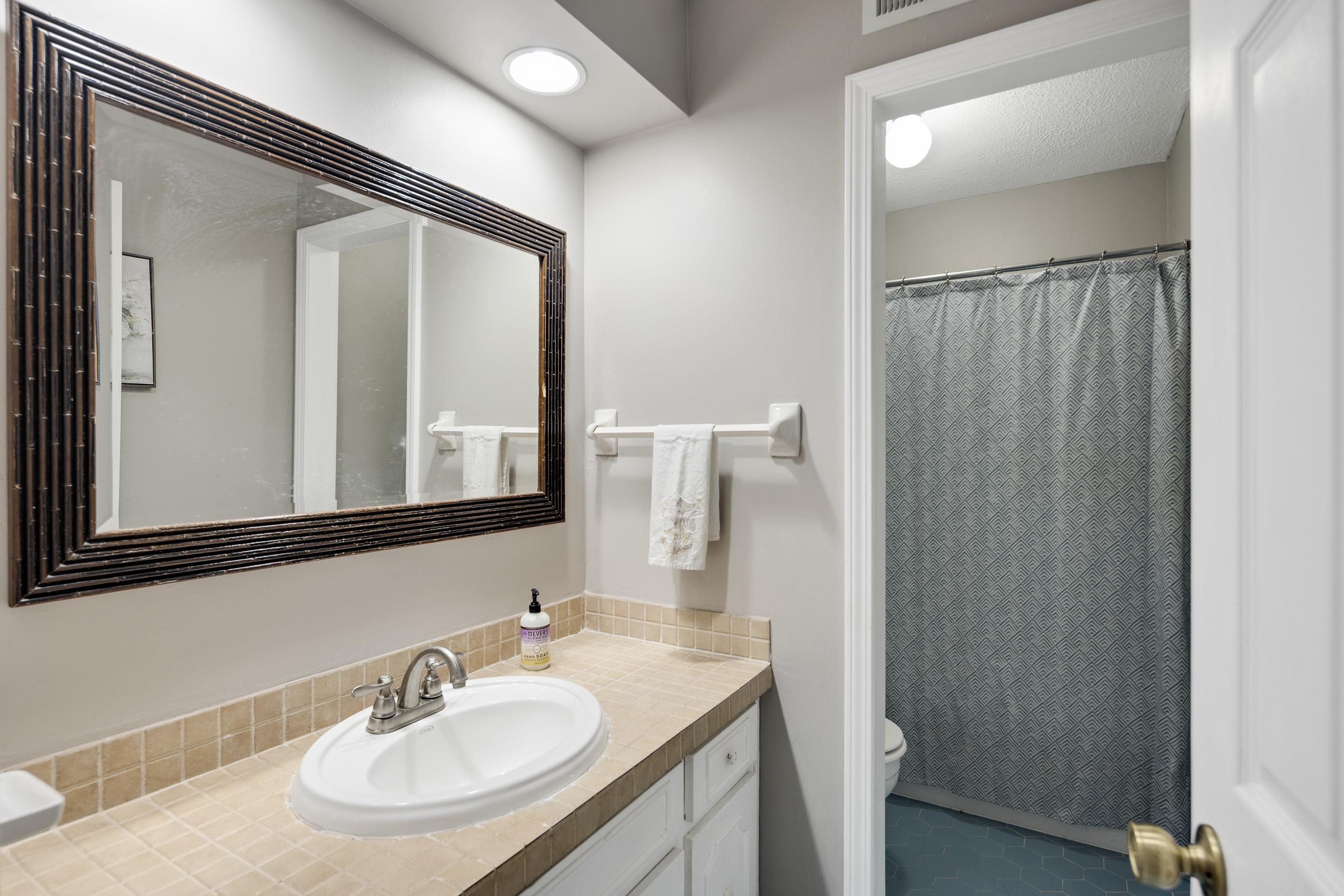 8153 Shallow Glen Trl Property Photo 21