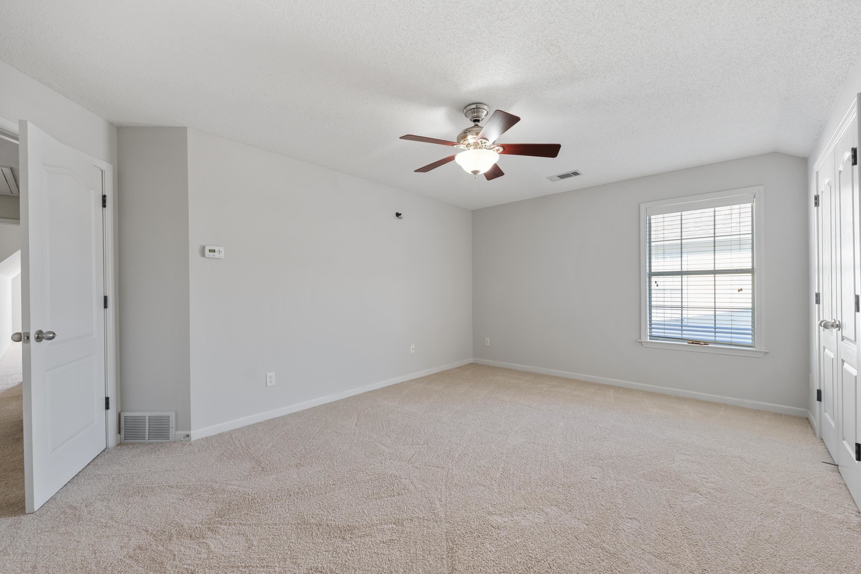 9332 S Fairmont Cir Property Photo 26