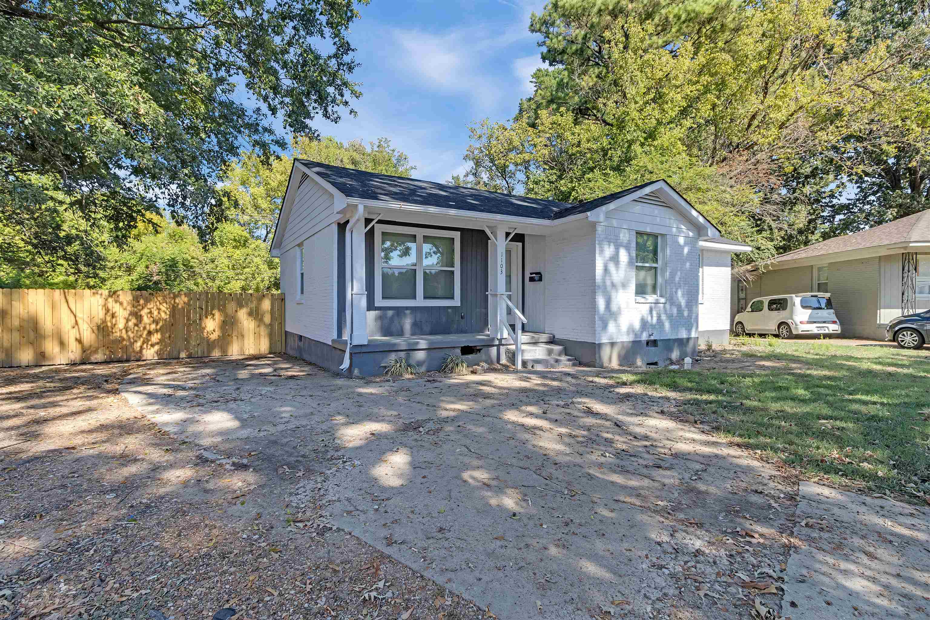 1103 DANITA CV