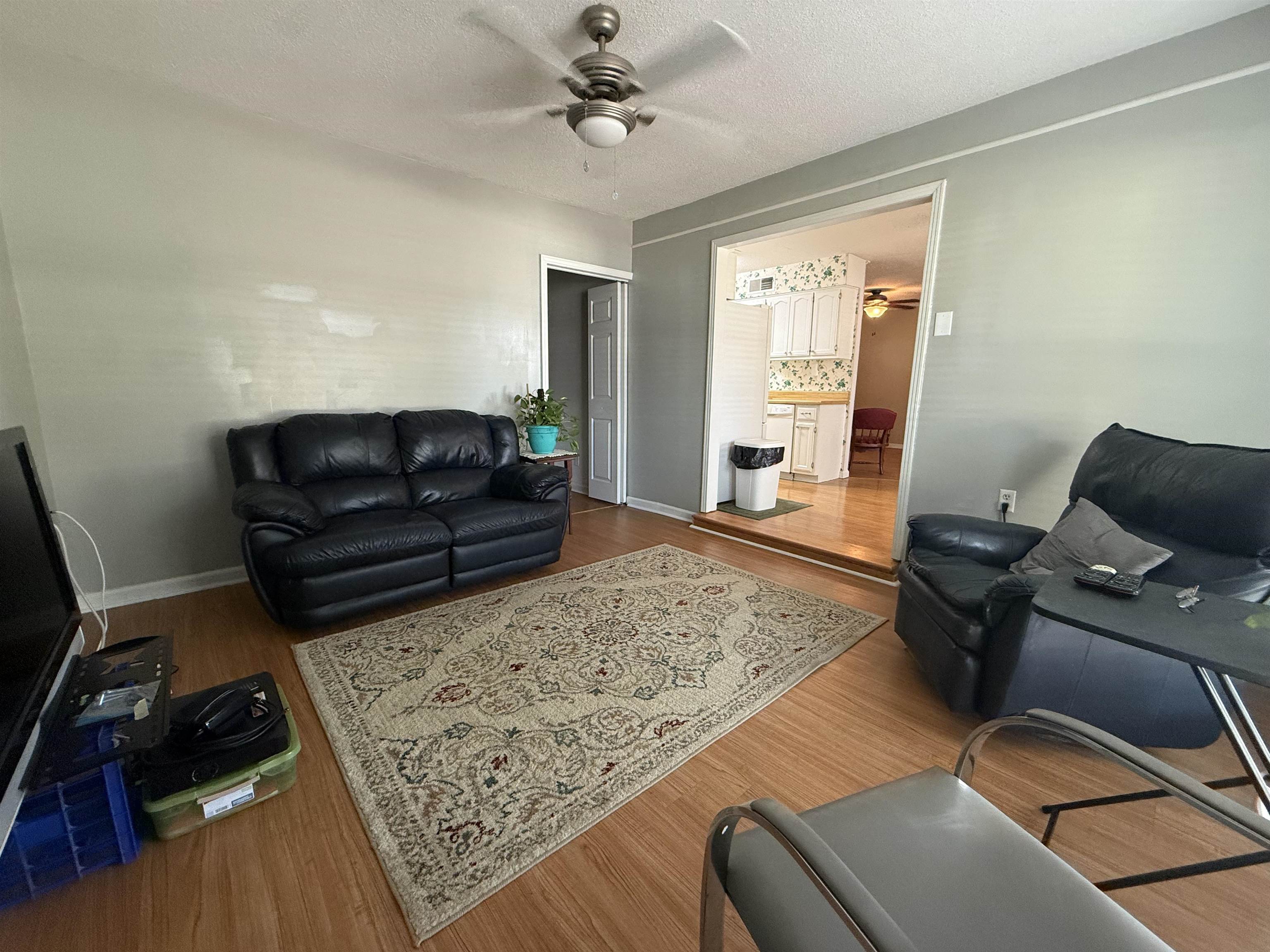5040 Clear Creek Dr Property Photo 5