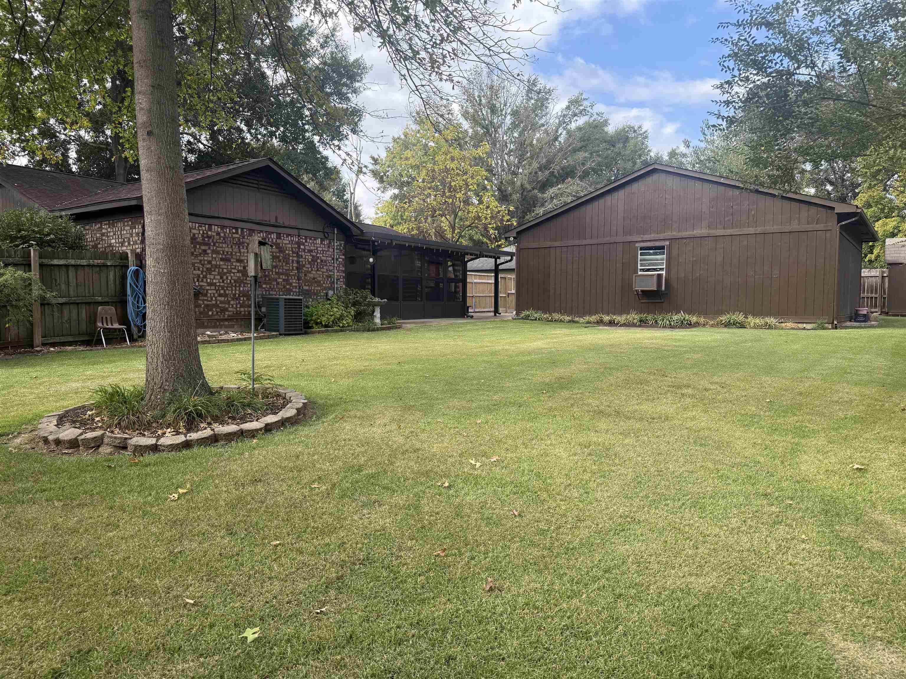 5040 Clear Creek Dr Property Photo 17