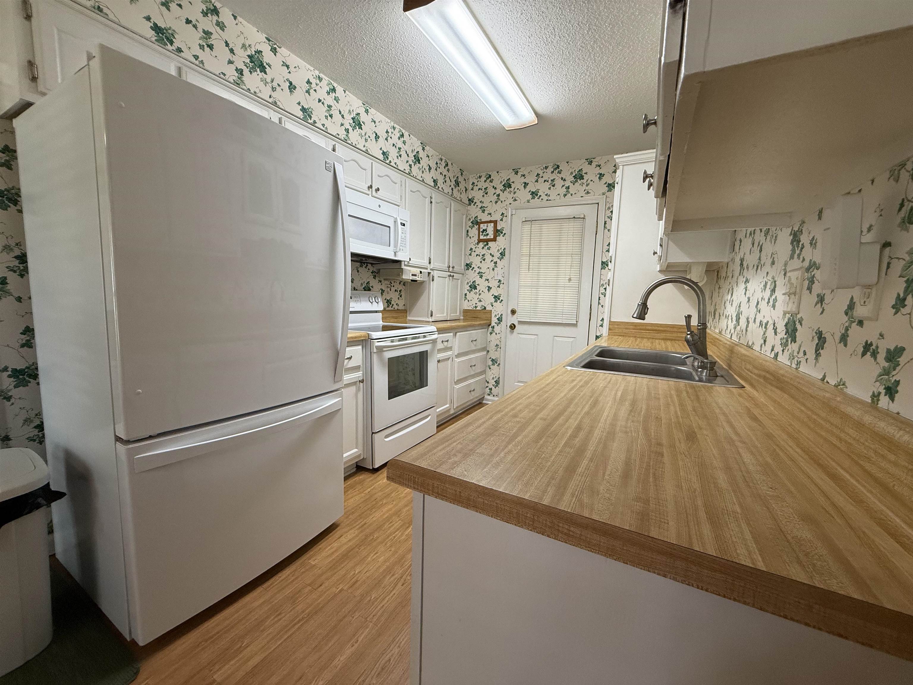 5040 Clear Creek Dr Property Photo 24