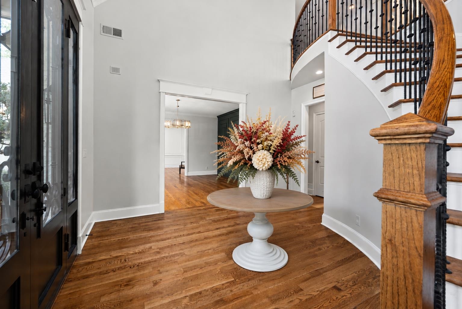 9047 Freeman Oaks Cv Property Photo 7