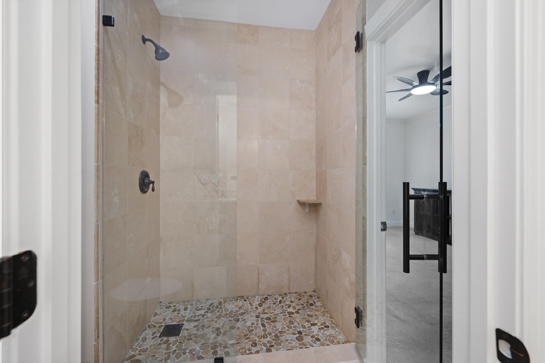 9047 Freeman Oaks Cv Property Photo 30