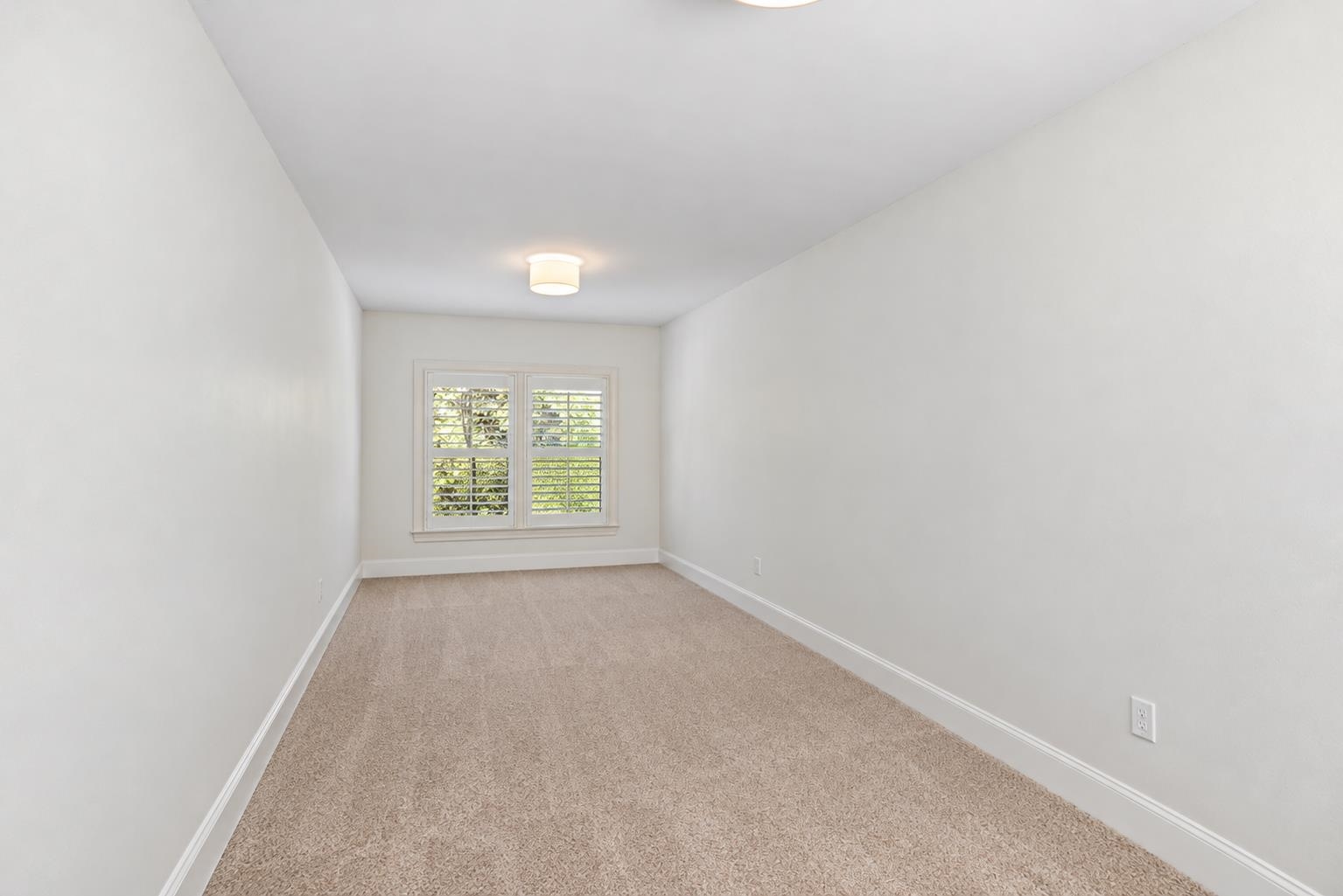 9047 Freeman Oaks Cv Property Photo 34