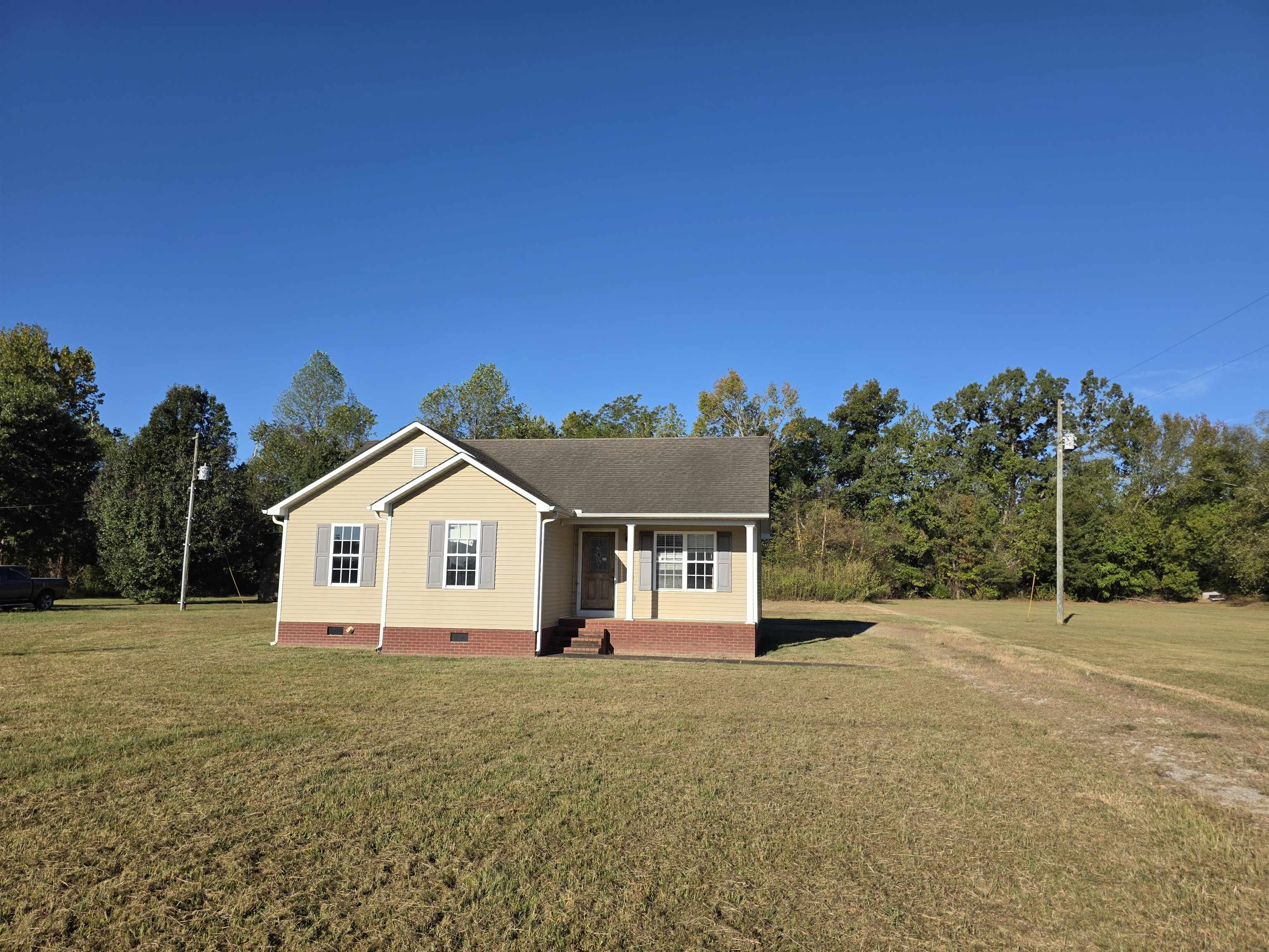 373 Chris Ln S Property Photo 1