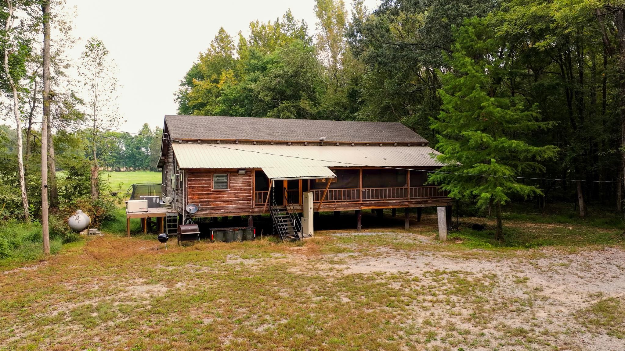 280 FIELDS RD