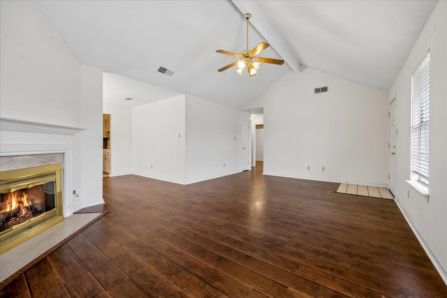 1691 Dexter Ln Property Photo 10