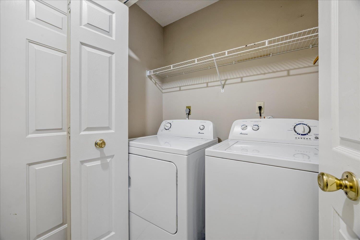 1691 Dexter Ln Property Photo 17