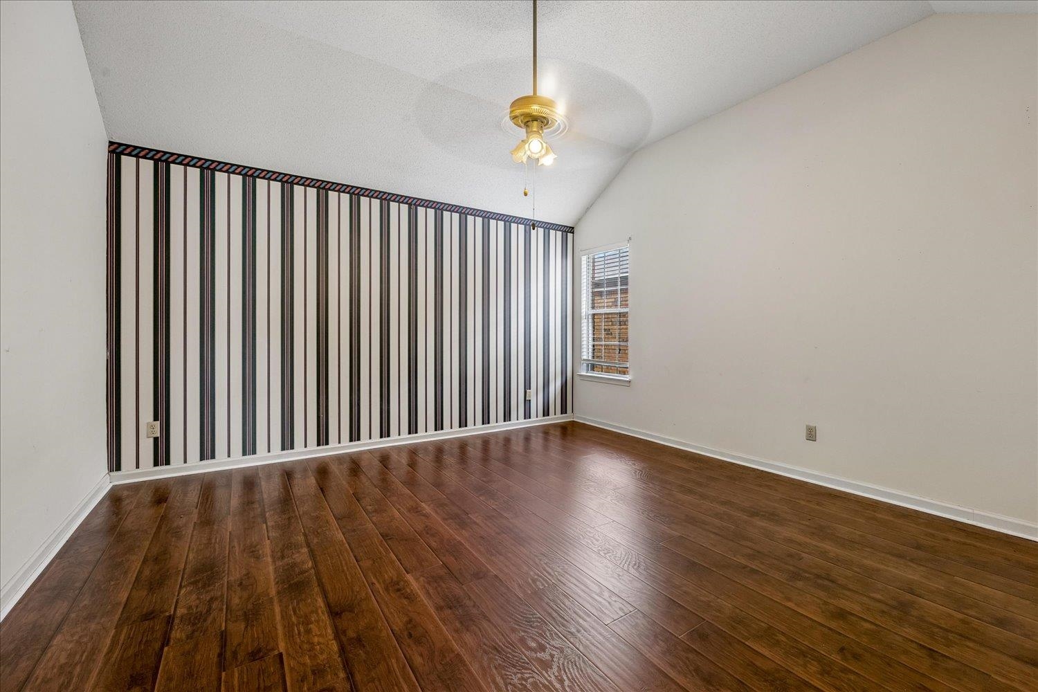 1691 Dexter Ln Property Photo 18