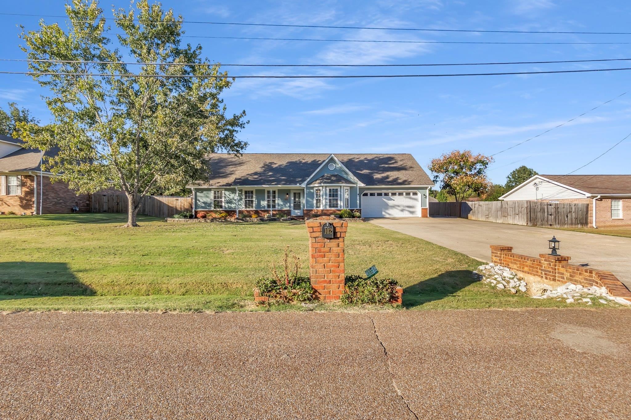 102 Fulcher Dr Property Photo 4