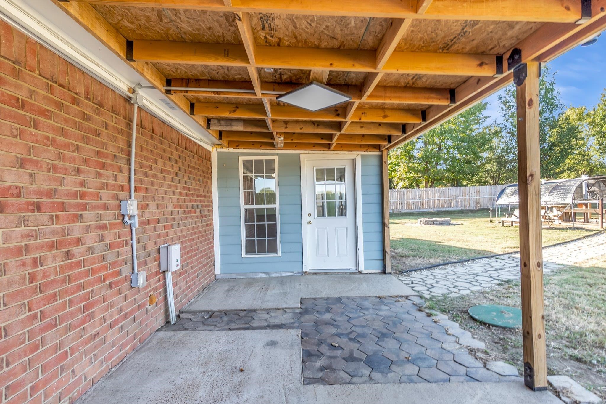 102 Fulcher Dr Property Photo 35