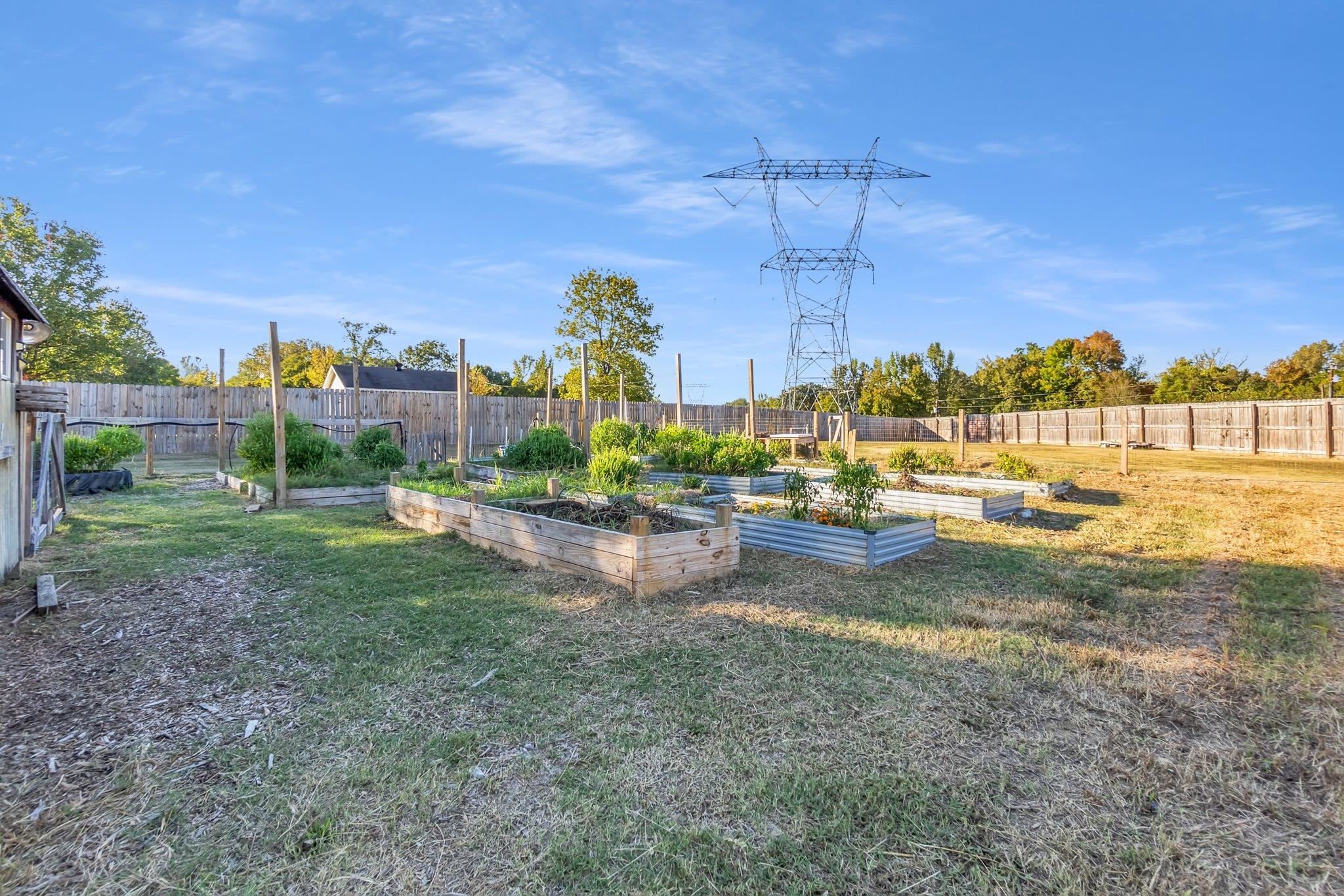 102 Fulcher Dr Property Photo 39