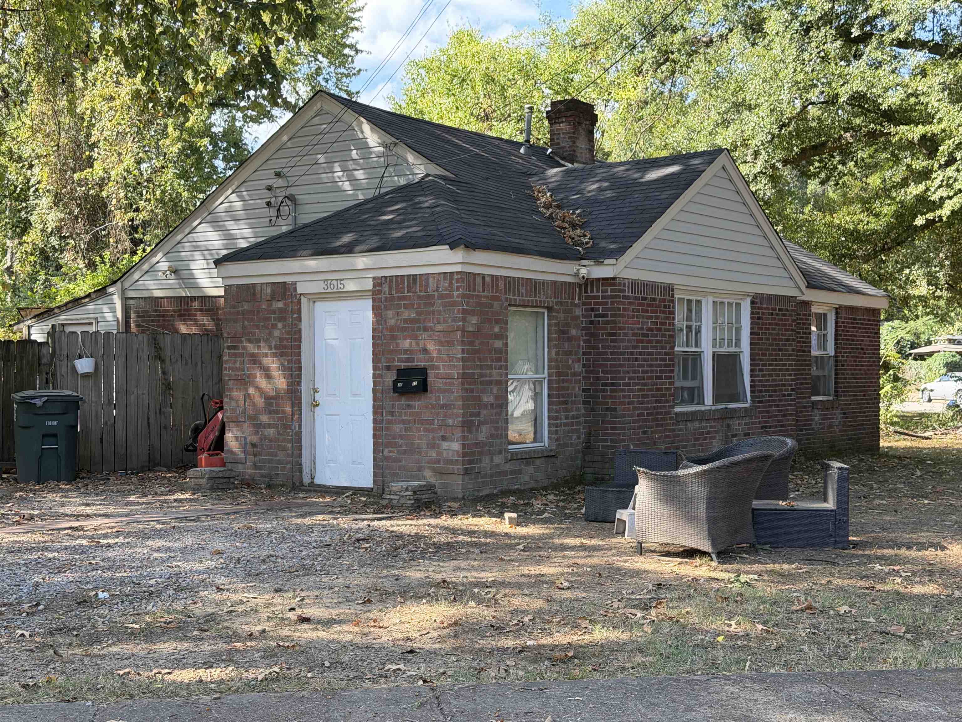 3615 N Lloyd Cir Property Photo 1